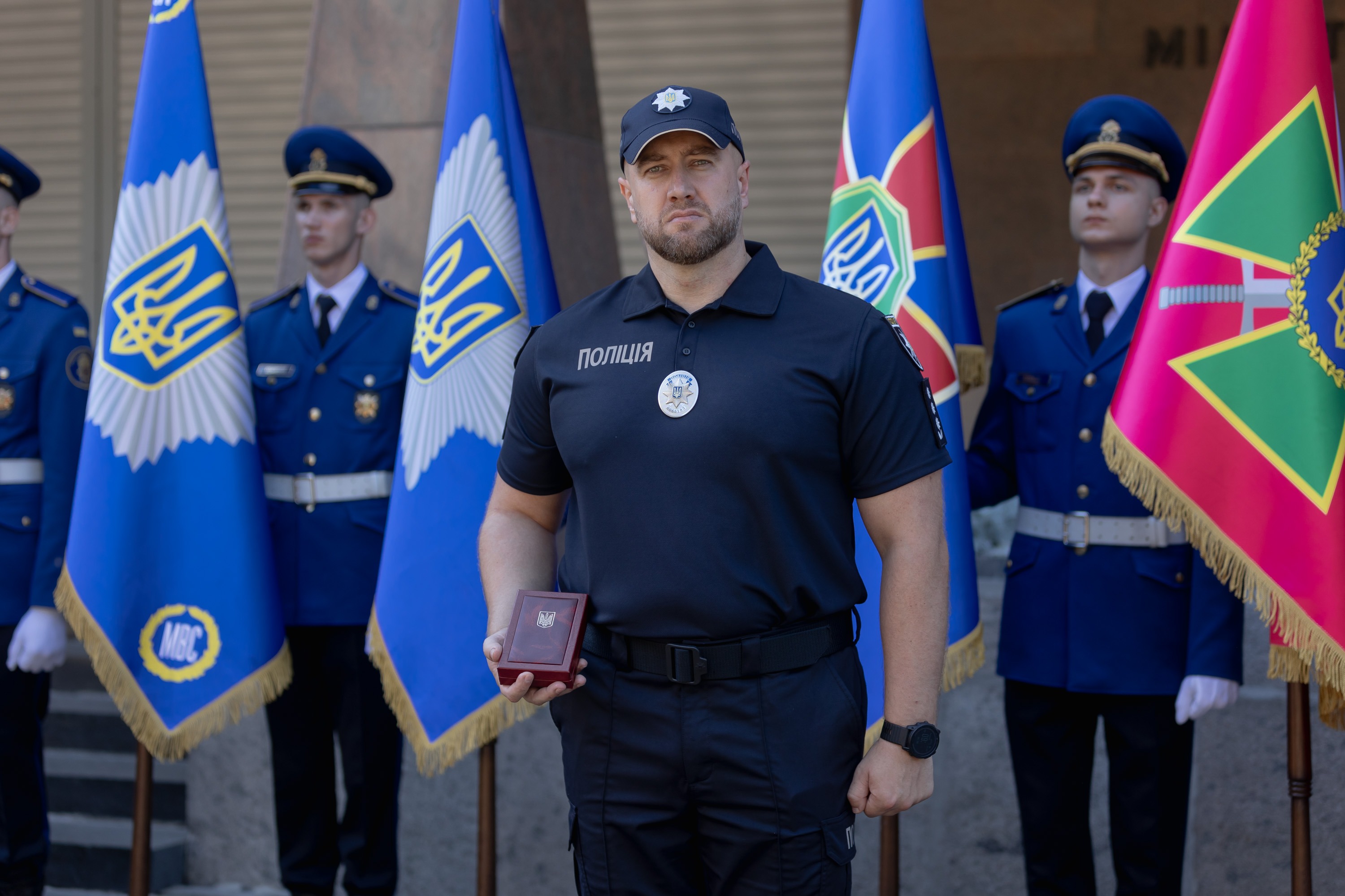ігор клименко до дня конституції нагородив гвардійців, прикордонників, поліцейських, рятувальників та працівників мвс ігор клименко до дня конституції нагородив гвардійців, прикордонників, поліцейських, рятувальників та працівників мвс