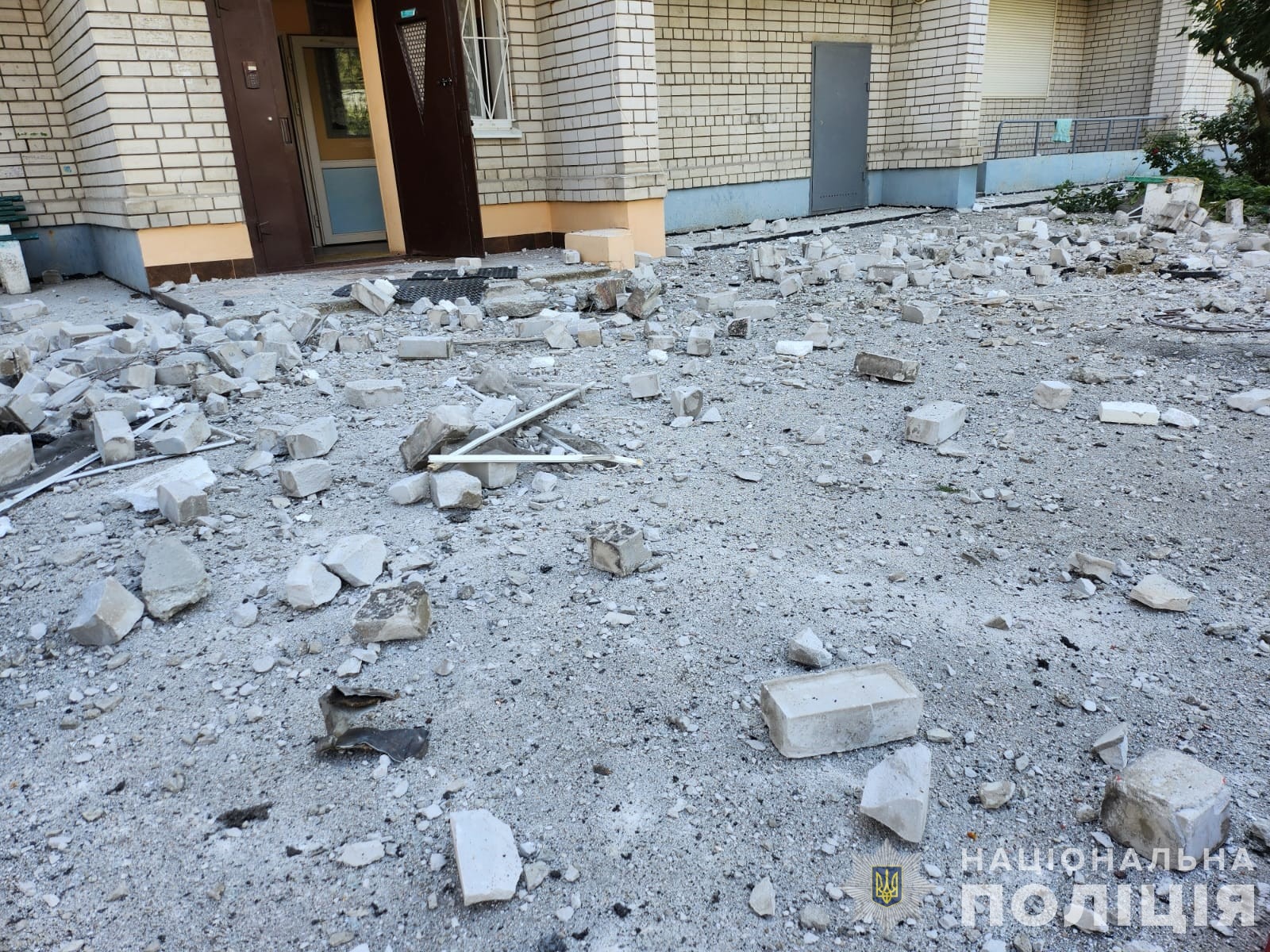 терористична атака росії на українські міста: протягом доби загинули 42 людини, серед яких четверо малолітніх дітей терористична атака росії на українські міста: протягом доби загинули 42 людини, серед яких четверо малолітніх дітей