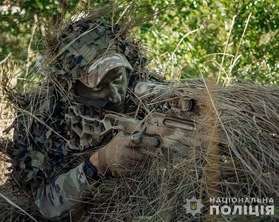 «нам треба згуртуватись, і врешті, вибити ворога з окупованих земель», — боєць штурмового полку «сафарі» об’єднаної штурмової бригади нацполіції «лють» на псевдо хохол «нам треба згуртуватись, і врешті, вибити ворога з окупованих земель», — боєць штурмового полку «сафарі» об’єднаної штурмової бригади нацполіції «лють» на псевдо хохол