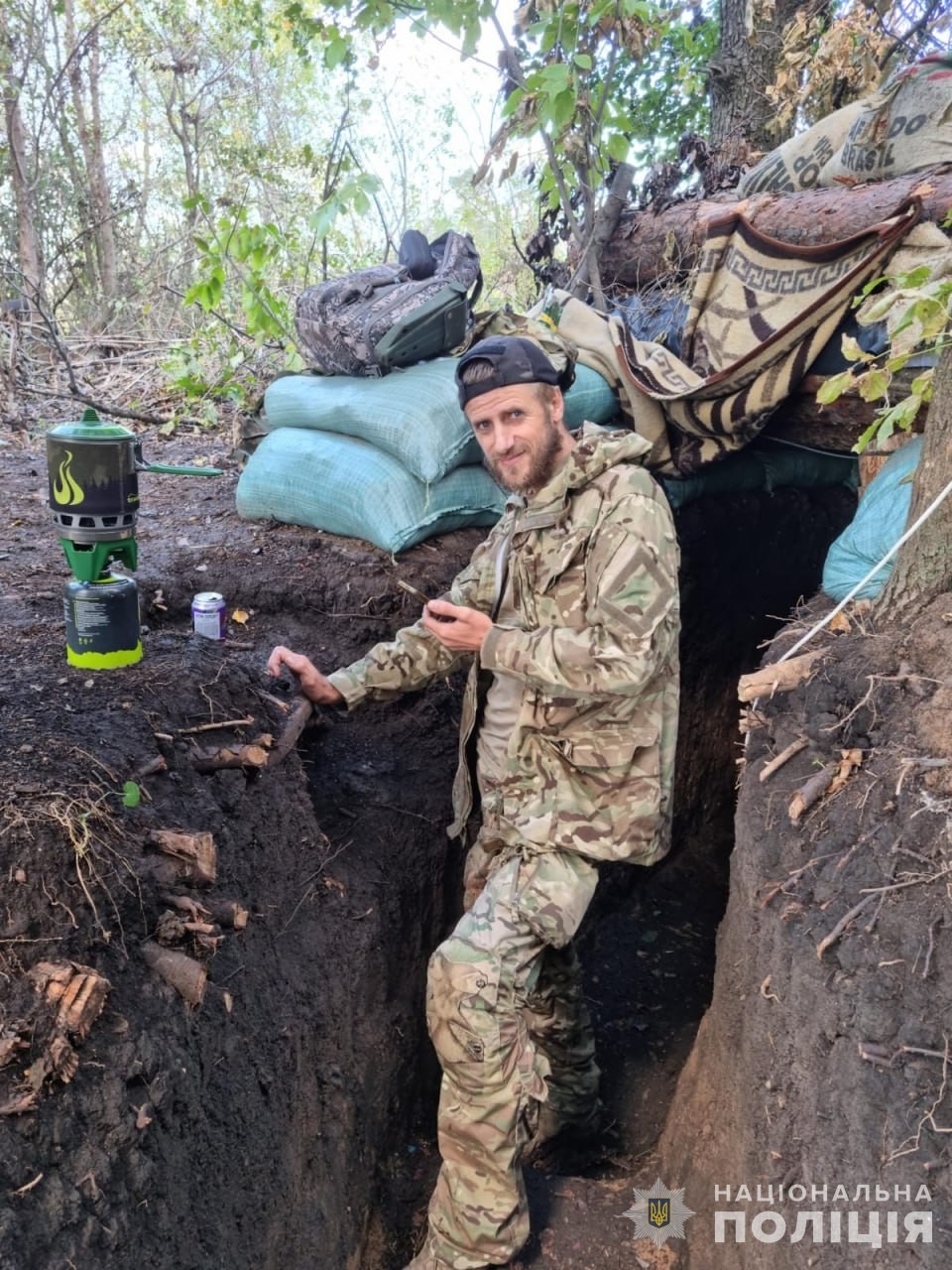 «нам треба згуртуватись, і врешті, вибити ворога з окупованих земель», — боєць штурмового полку «сафарі» об’єднаної штурмової бригади нацполіції «лють» на псевдо хохол «нам треба згуртуватись, і врешті, вибити ворога з окупованих земель», — боєць штурмового полку «сафарі» об’єднаної штурмової бригади нацполіції «лють» на псевдо хохол
