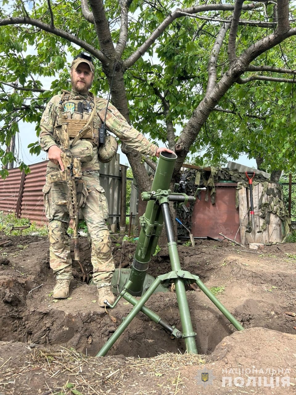 «нам треба згуртуватись, і врешті, вибити ворога з окупованих земель», — боєць штурмового полку «сафарі» об’єднаної штурмової бригади нацполіції «лють» на псевдо хохол «нам треба згуртуватись, і врешті, вибити ворога з окупованих земель», — боєць штурмового полку «сафарі» об’єднаної штурмової бригади нацполіції «лють» на псевдо хохол