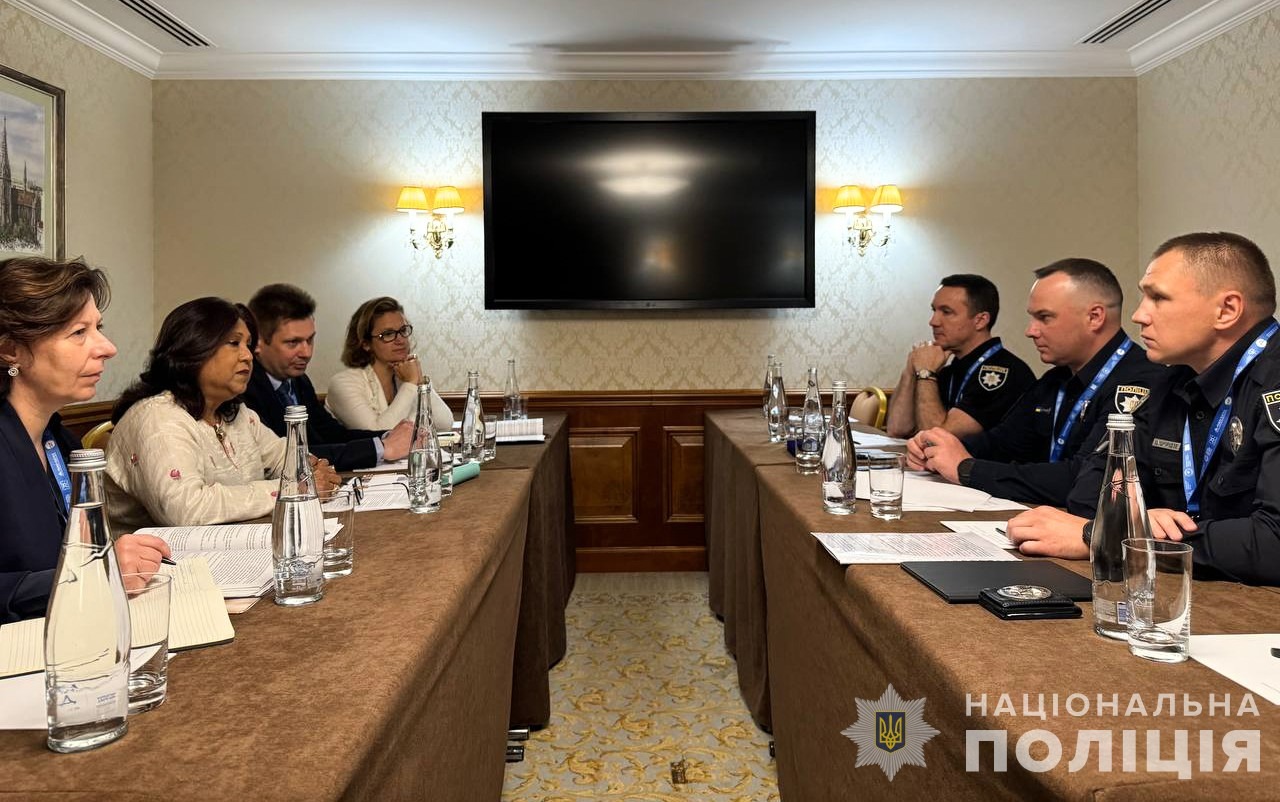 голова нацполіції іван вигівський взяв участь у міжнародній конференції щодо відповідальності воєнних злочинців за атаки на цивільні об’єкти голова нацполіції іван вигівський взяв участь у міжнародній конференції щодо відповідальності воєнних злочинців за атаки на цивільні об’єкти