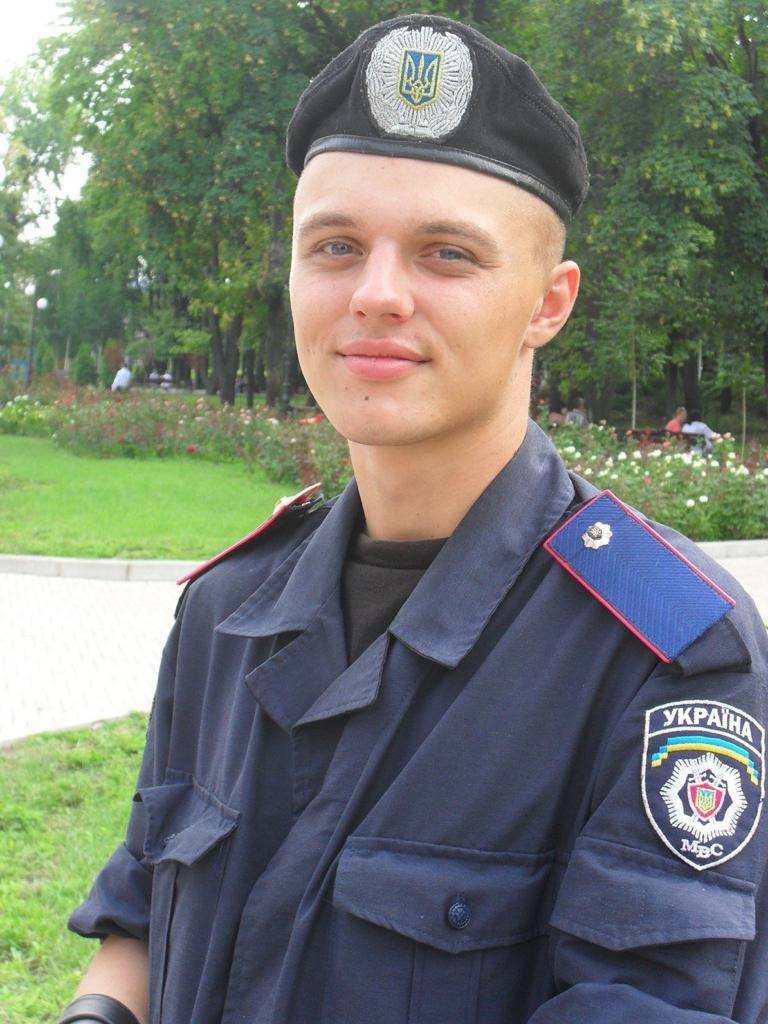 поліцейський олександр семернін загинув під обстрілами російських окупантів на околиці харкова