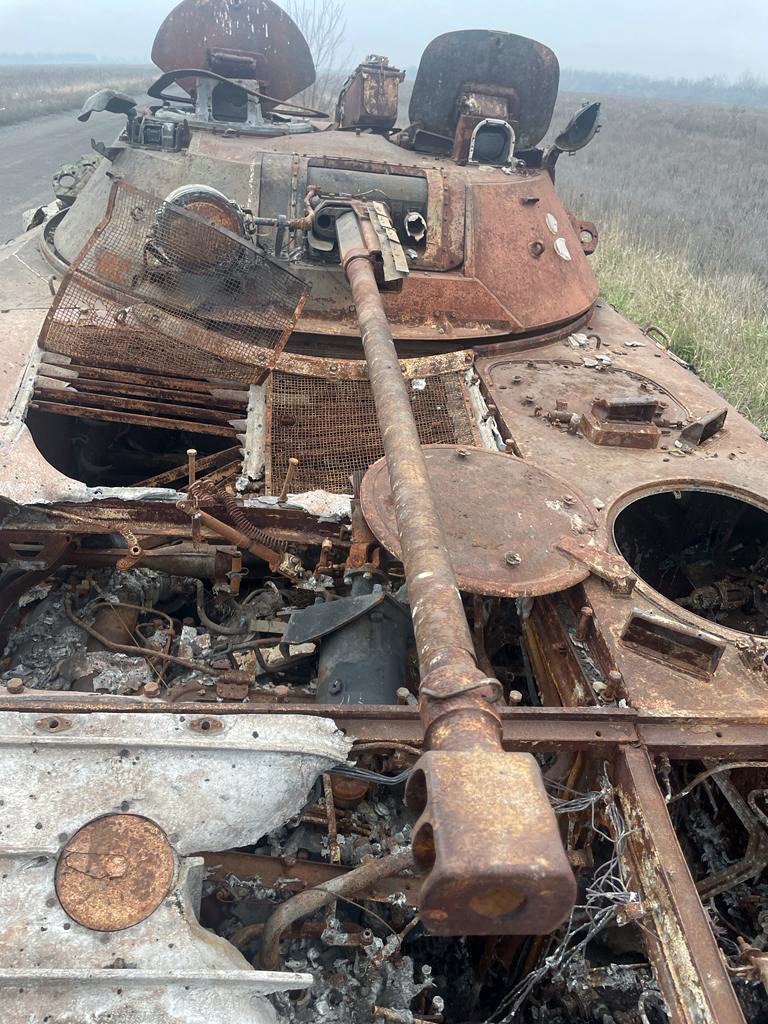 вижила завдяки квадрокоптеру зсу: слідчі поліції харківщини оголосили про підозру російському військовому у розстрілі подружжя