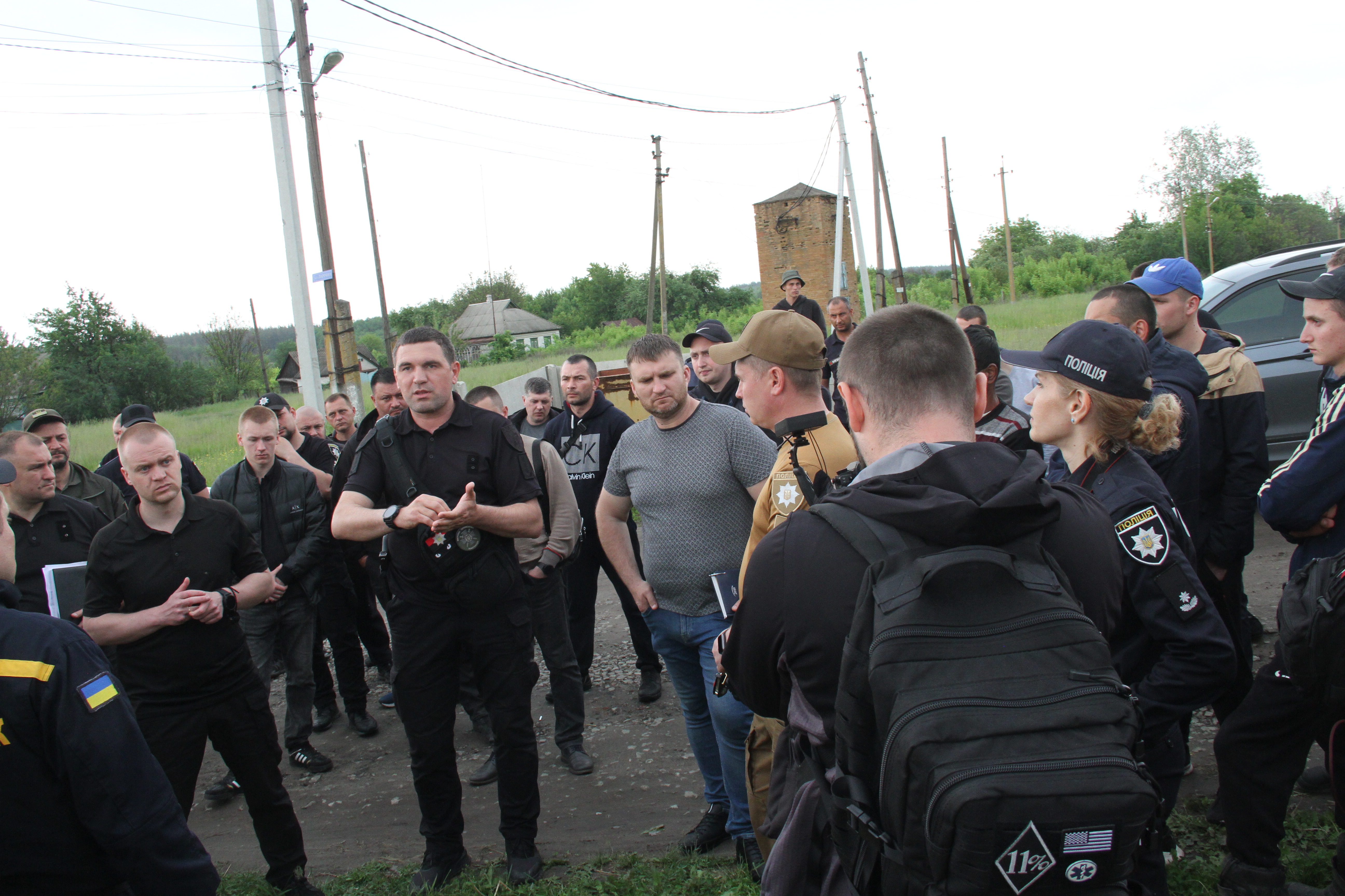 Вже добу на Харківщині правоохоронці та волонтери проводять ретельні пошукові заходи зниклої Віолетти Мужечук