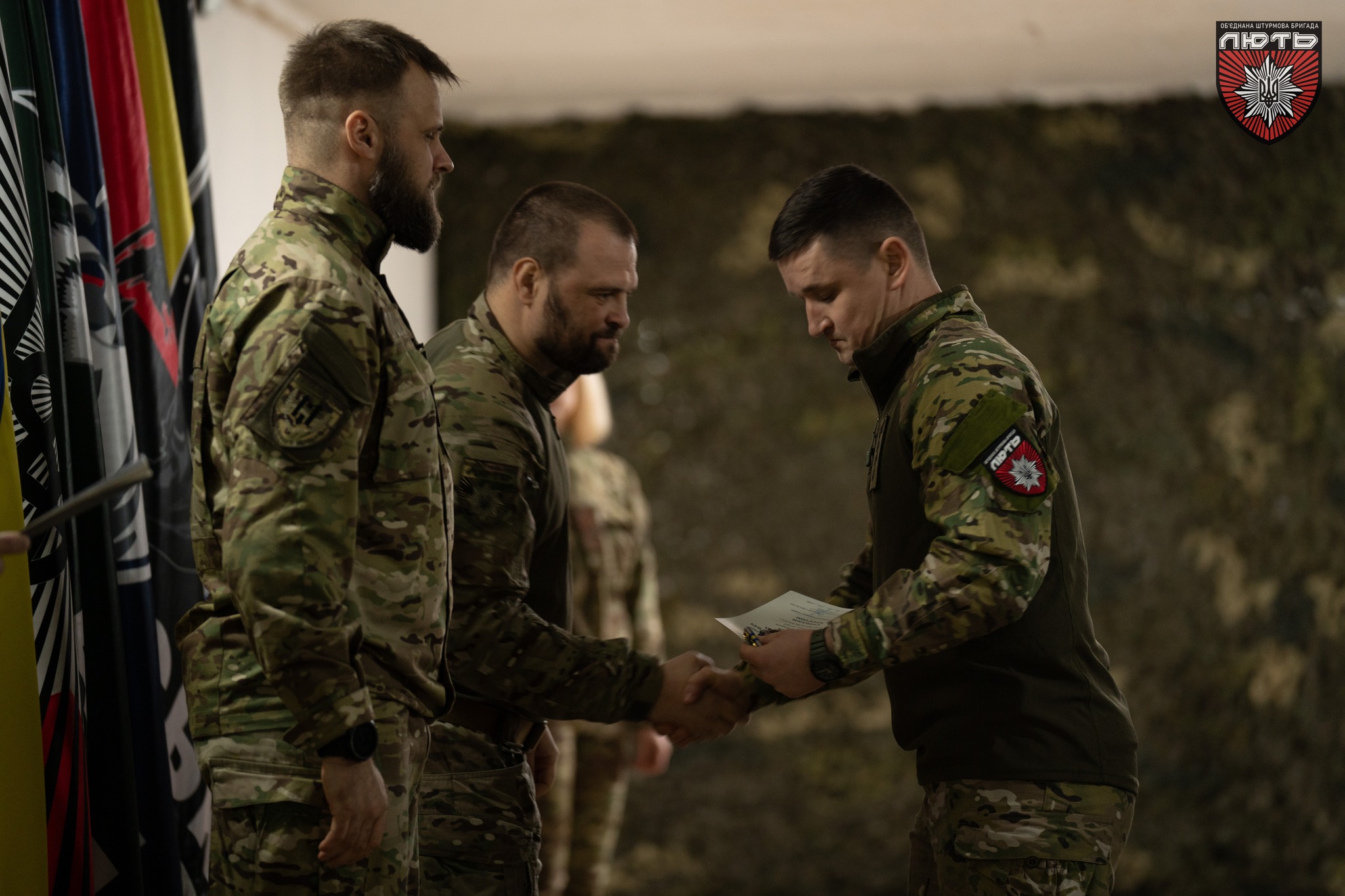 заступник голови національної поліції україни олександр фацевич відвідав бійців об’єднаної штурмової бригади нацполіції «лють» на фронті