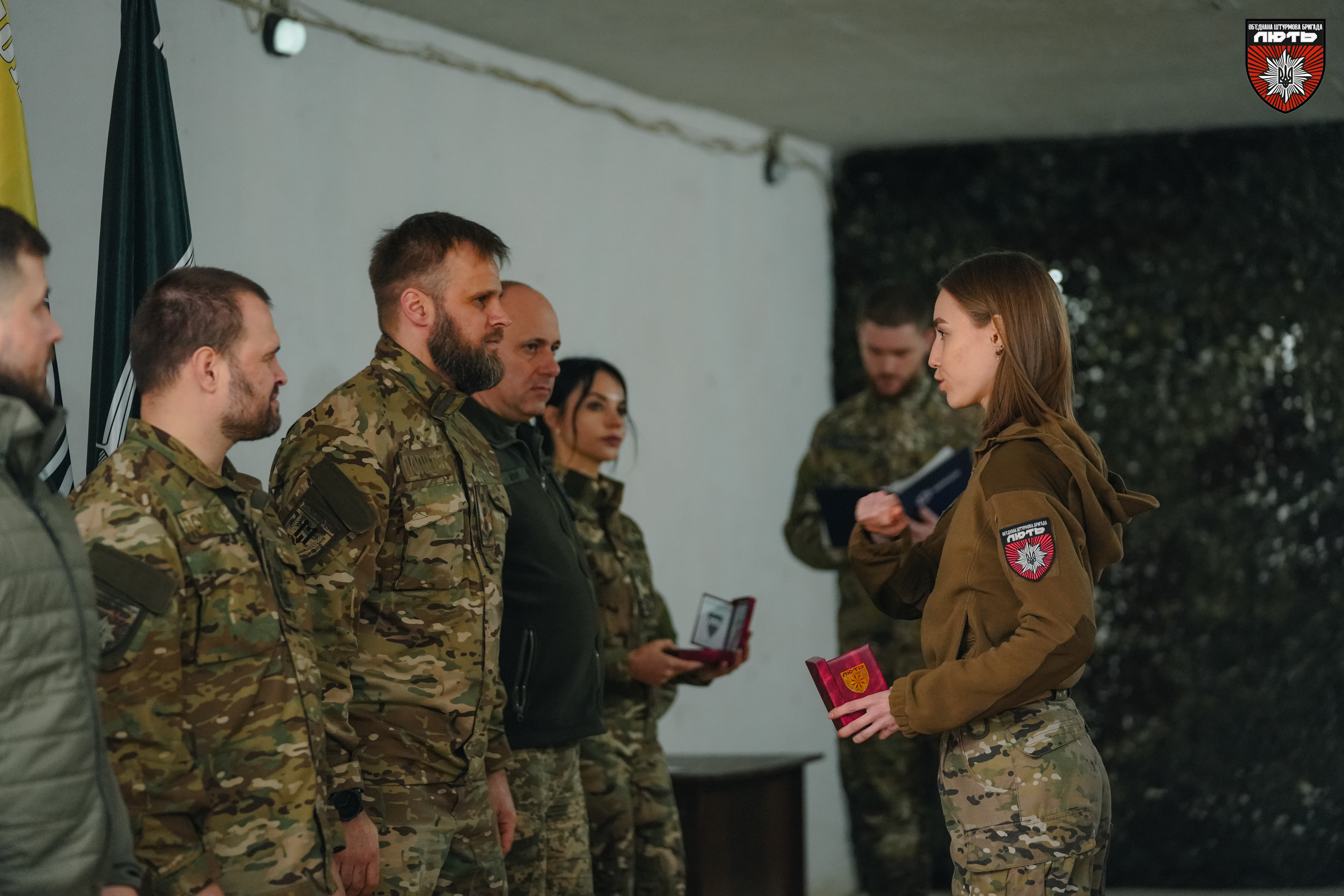 до другої річниці від дня створення об’єднаної штурмової бригади нацполіції «лють» поліцейські отримали нагороди до другої річниці від дня створення об’єднаної штурмової бригади нацполіції «лють» поліцейські отримали нагороди
