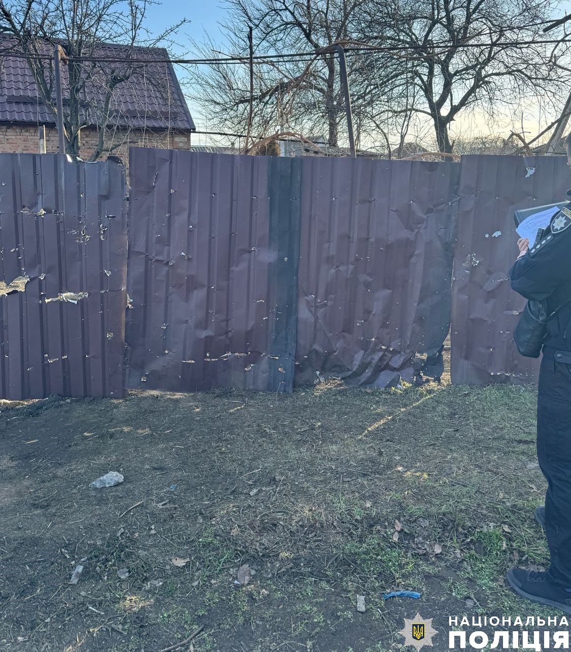 Ворожі обстріли Нікопольщини: постраждали люди, зруйновано будівлі