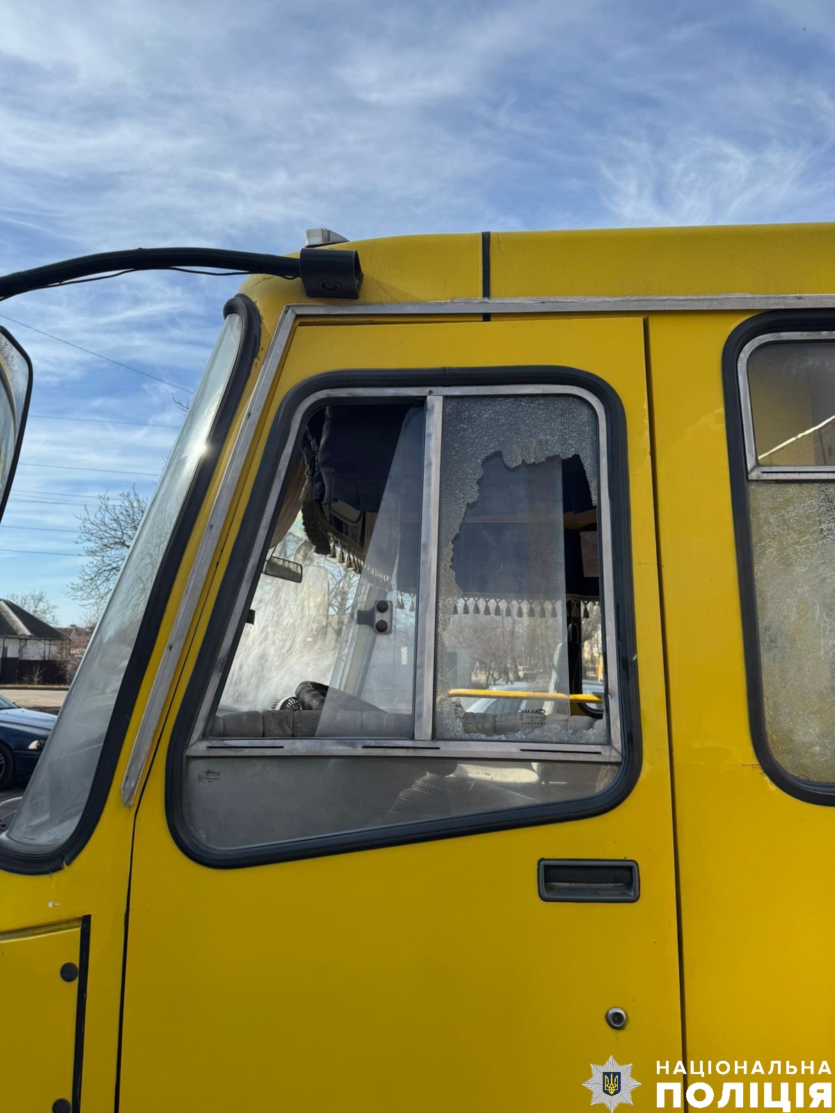 Ворожі обстріли Нікопольщини: постраждали люди, зруйновано будівлі