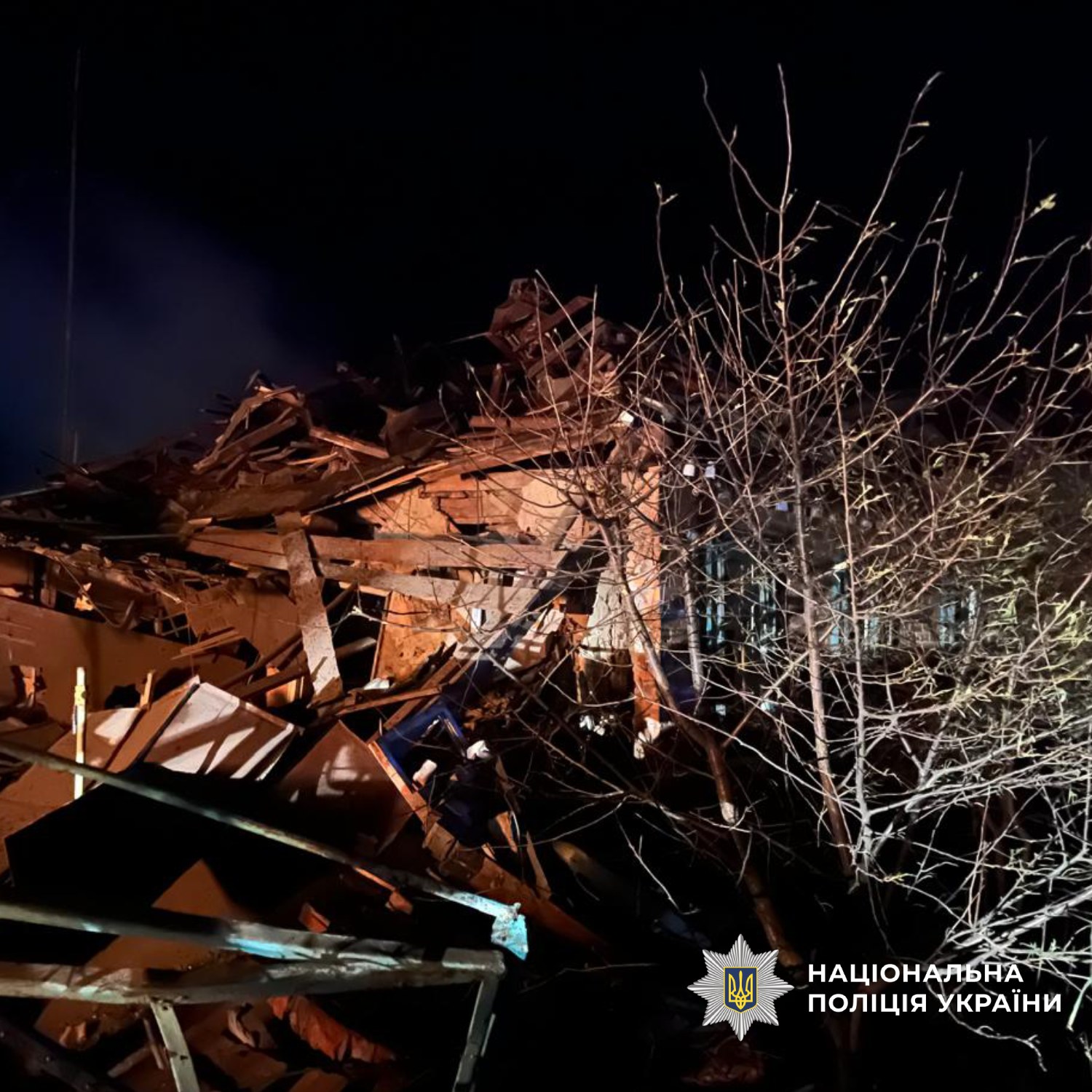 Зруйновані будівлі в наслідок обстрілів