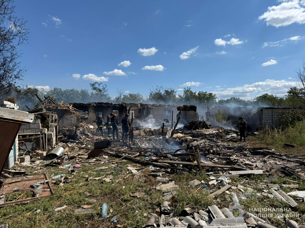 Зруйновані будівлі внаслідок обстрілів