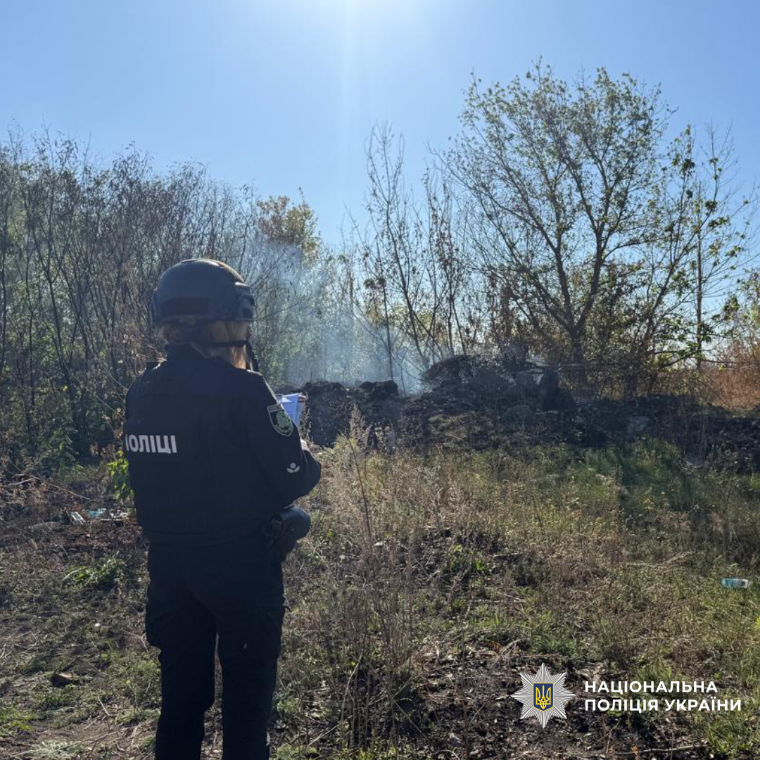 поліцейські продовжують документувати наслідки