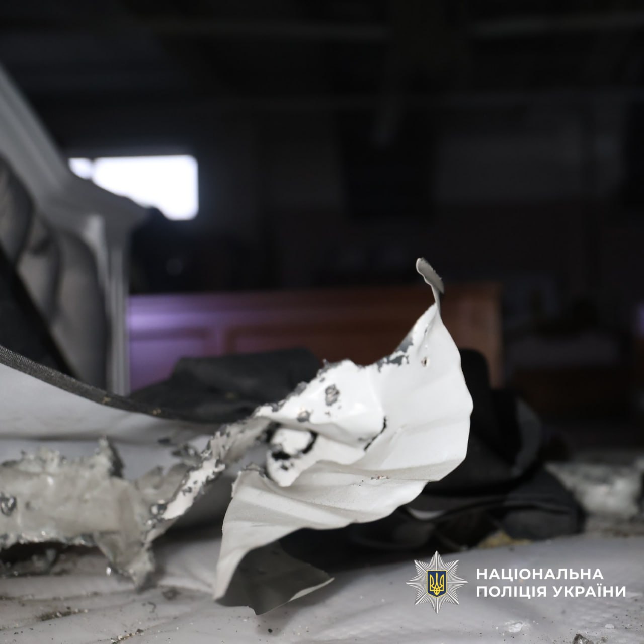 поліція документує наслідки ворожої атаки по Харкову