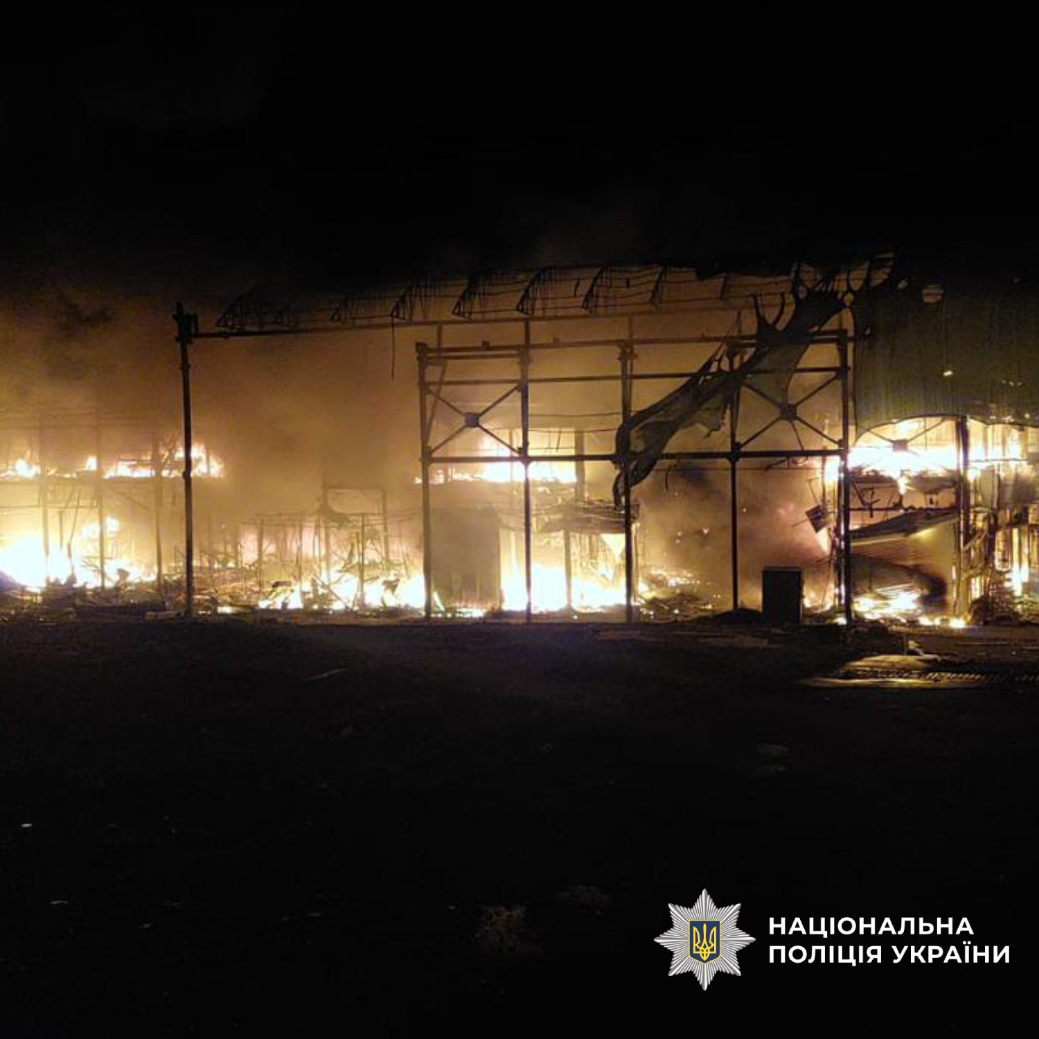 зруйновані приміщення в наслідок обстрілу пф