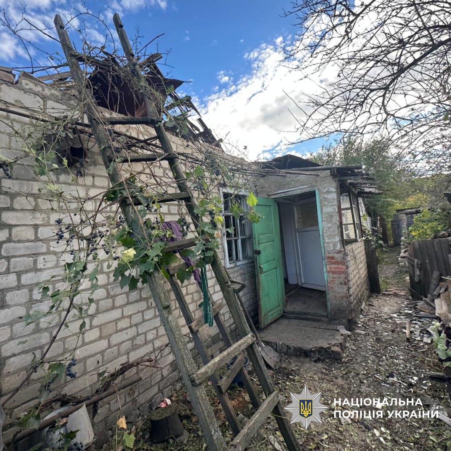 Зруйнована будівля
