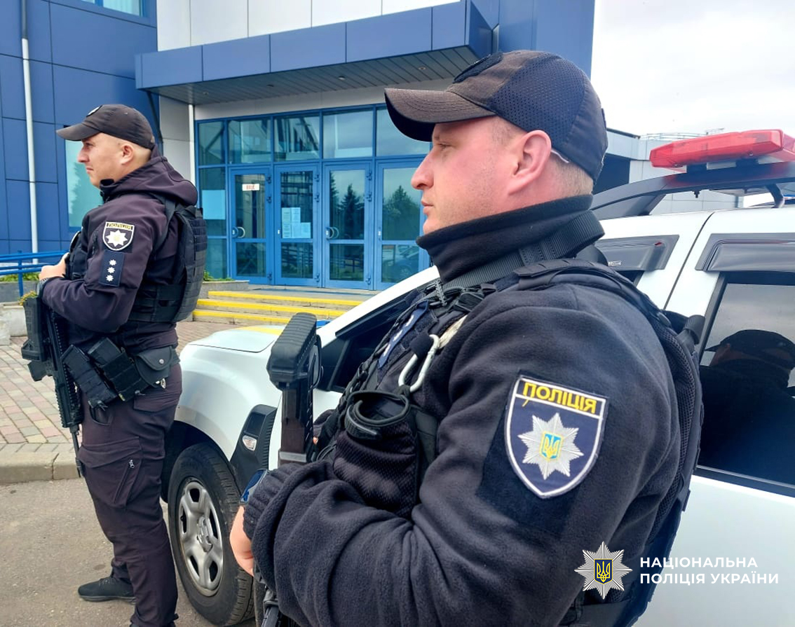 На Чернігівщині збільшено кількість піших та авто патрулів поліції для забезпечення правопорядку і безпеки
