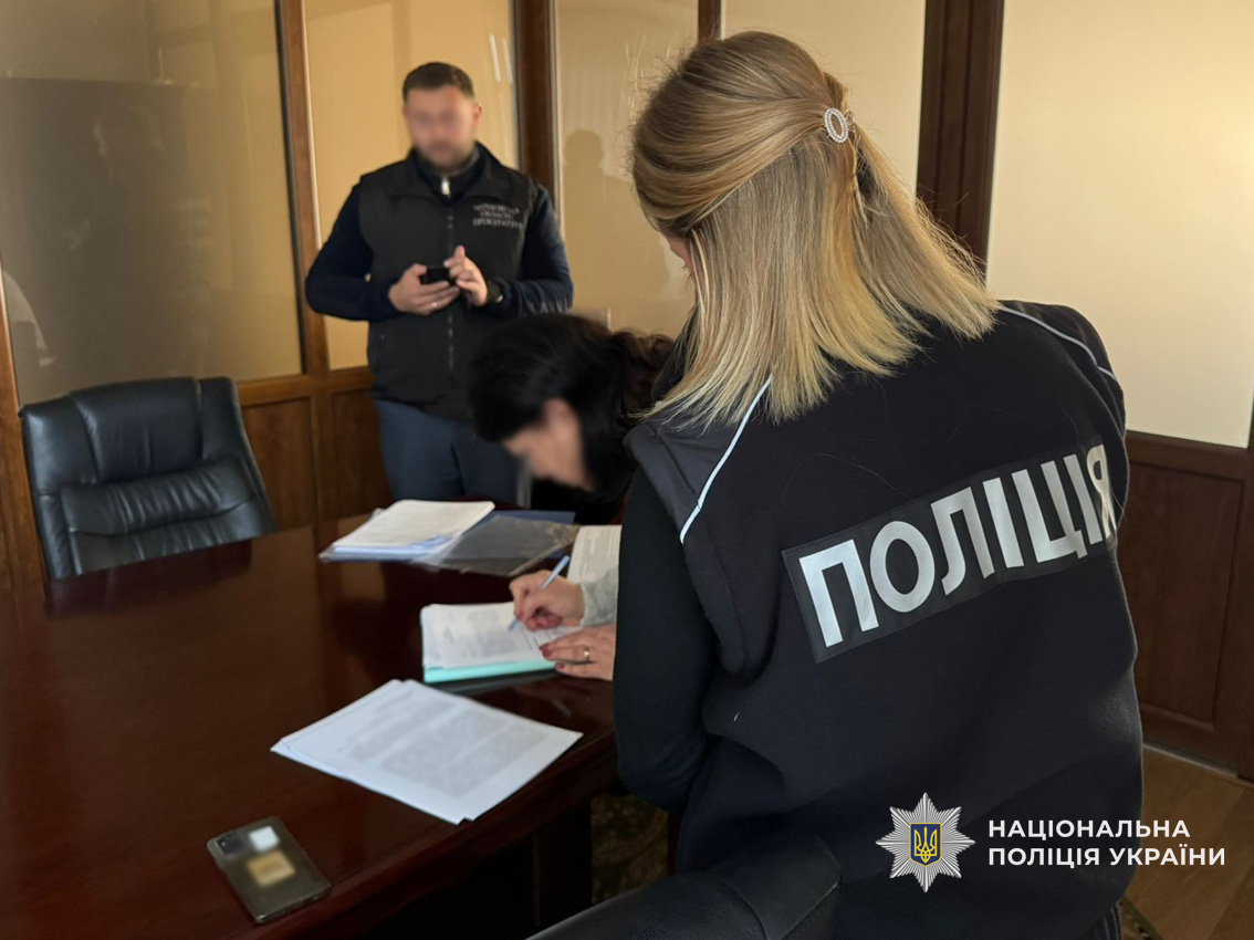 Понад 107 мільйонів гривень збитків та 23 підозрюваних: поліція Чернігівщини викрила факти розкрадання бюджетних коштів