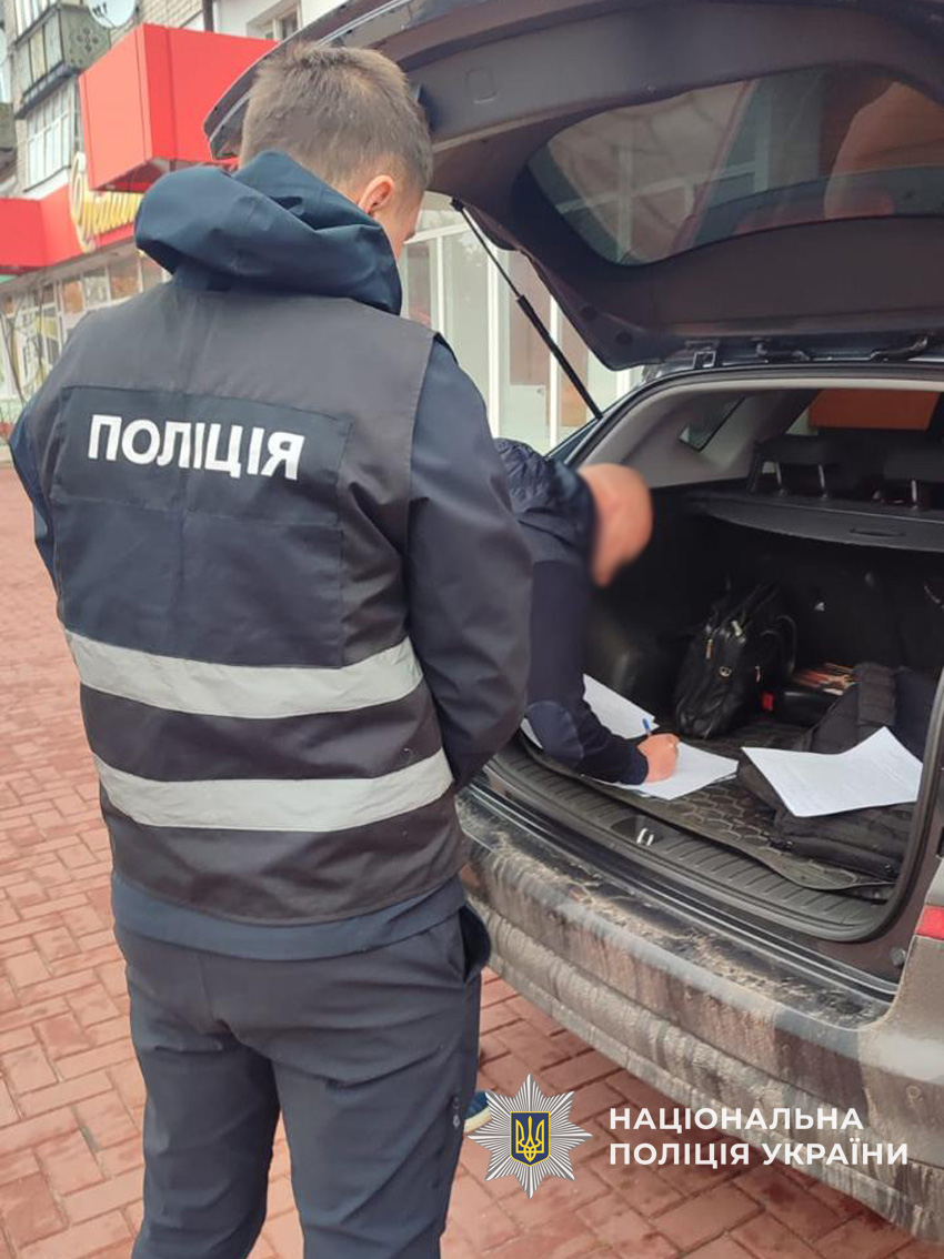 Понад 107 мільйонів гривень збитків та 23 підозрюваних: поліція Чернігівщини викрила факти розкрадання бюджетних коштів