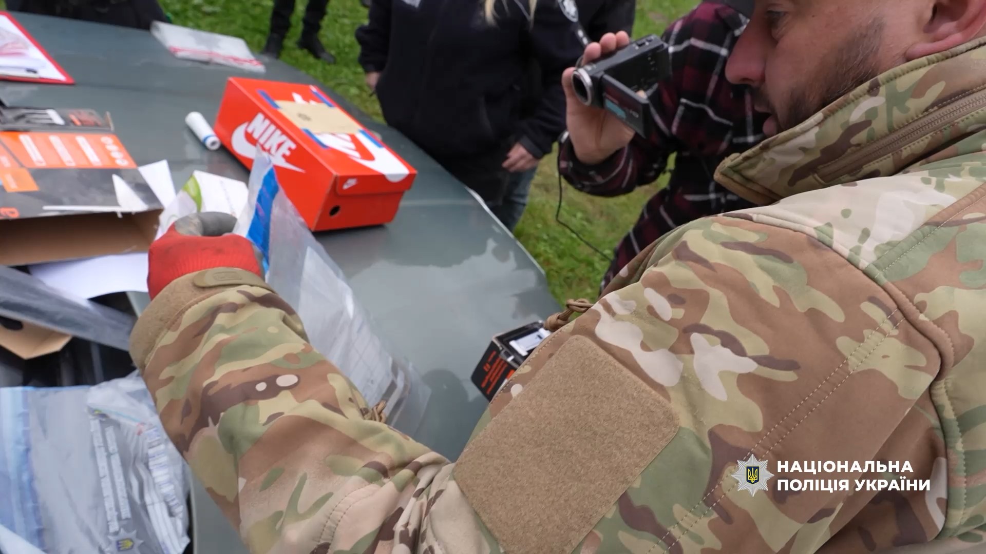 На Львівщині поліцейські затримали чоловіка за незаконне зберігання гранати