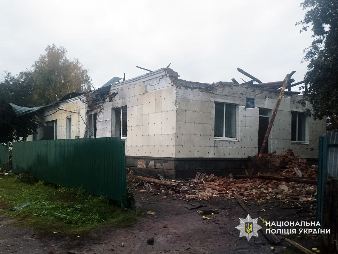 На Чернігівщині внаслідок російської атаки двоє людей загинули, є поранені: поліція документує наслідки чергового воєнного злочину