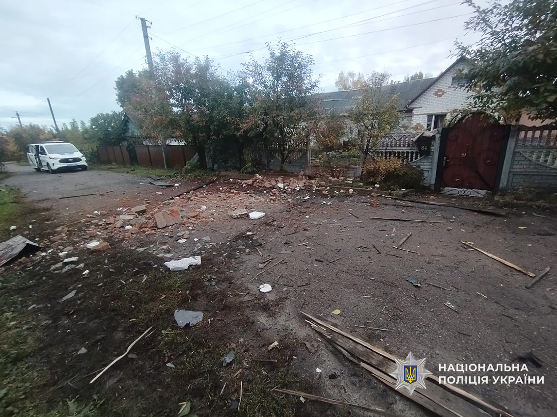 На Чернігівщині внаслідок російської атаки двоє людей загинули, є поранені: поліція документує наслідки чергового воєнного злочину