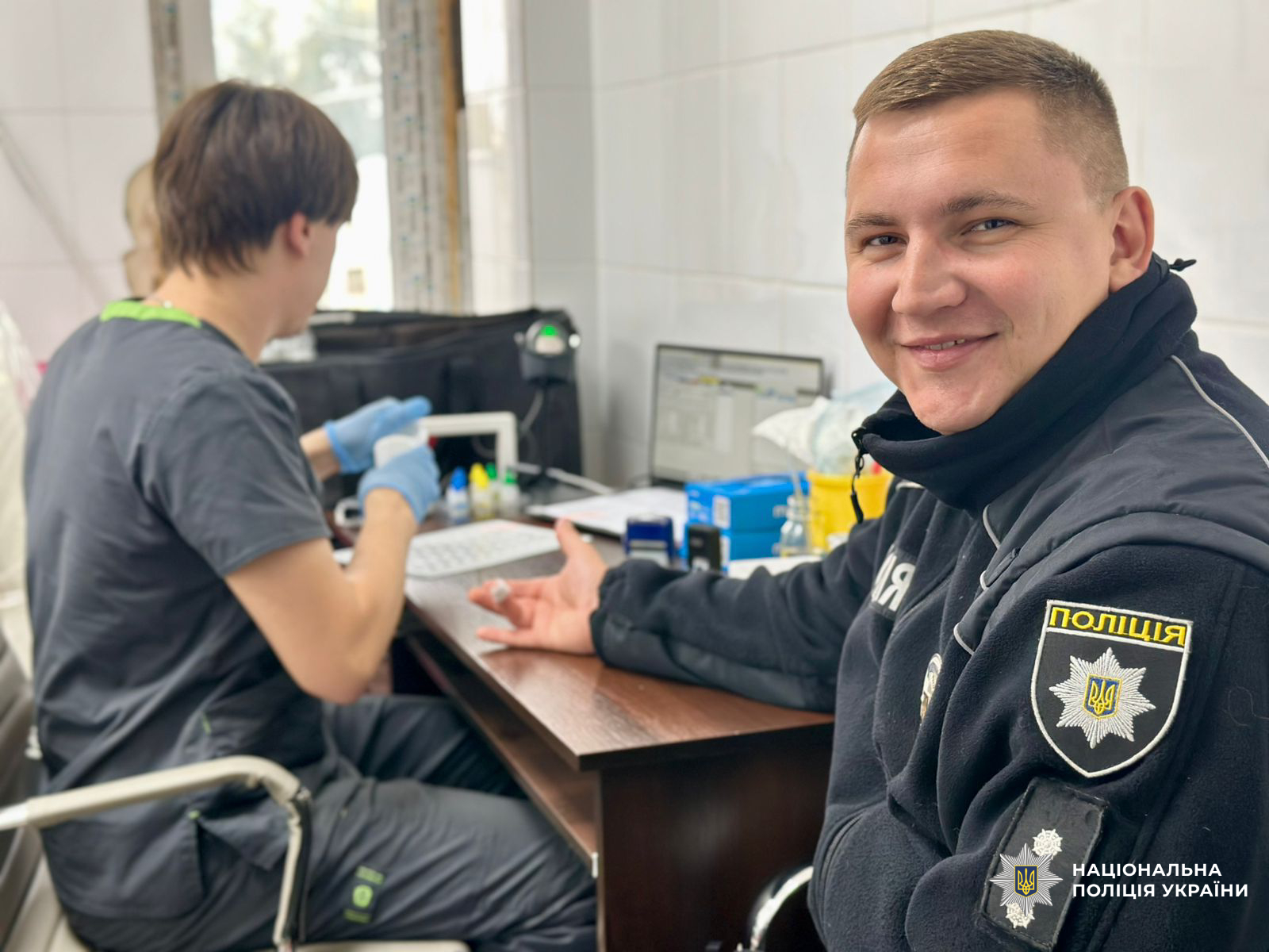 Поліцейські Ізюмщини долучилися до благодійної акції зі здачі крові