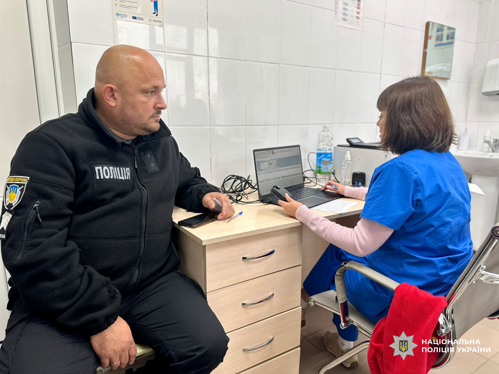 Поліцейські Ізюмщини долучилися до благодійної акції зі здачі крові