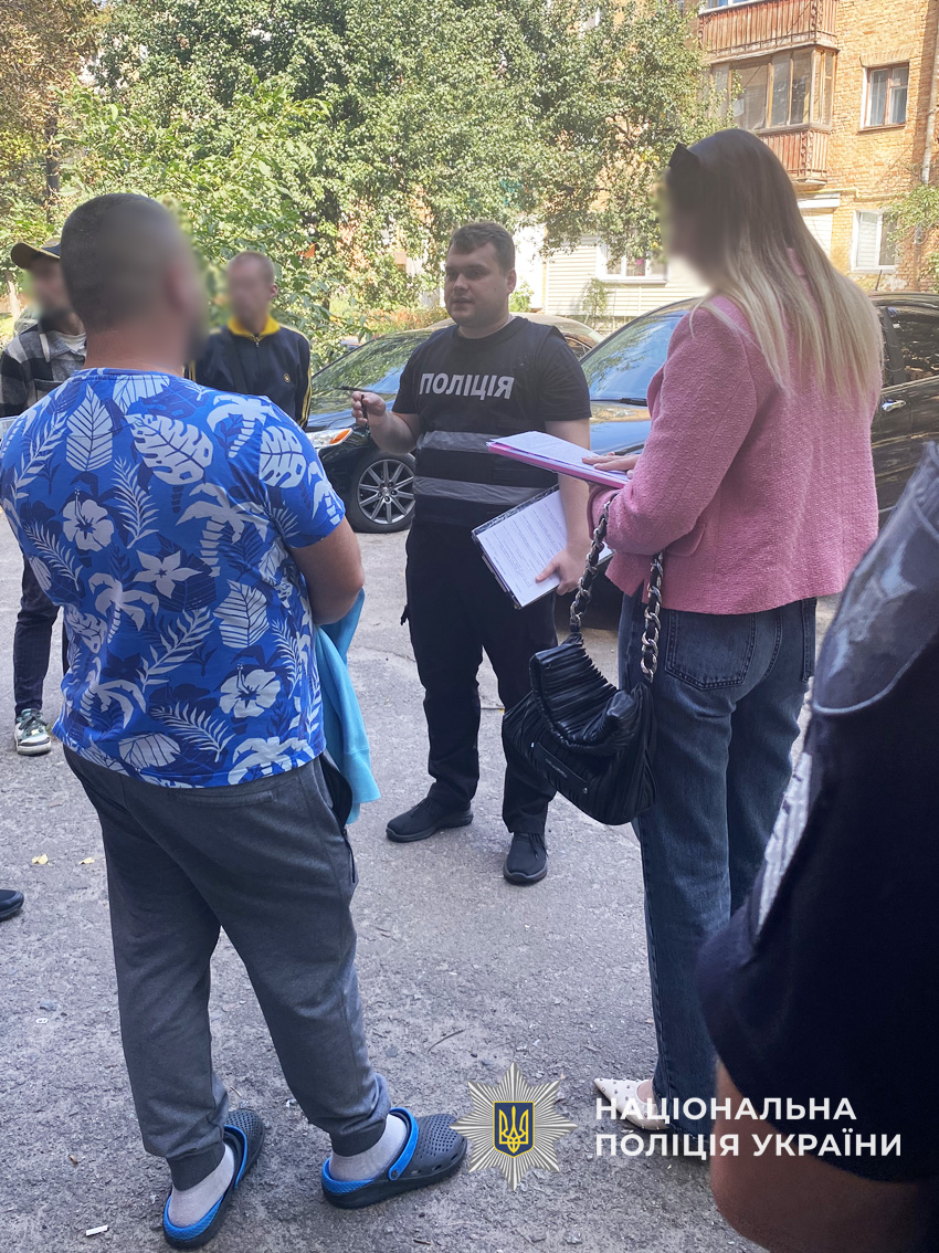 Поліція Чернігівщини спільно з СБУ затримала групу наркодилерів та ліквідувала лабораторію з виробництва психотропів промислових масштабів