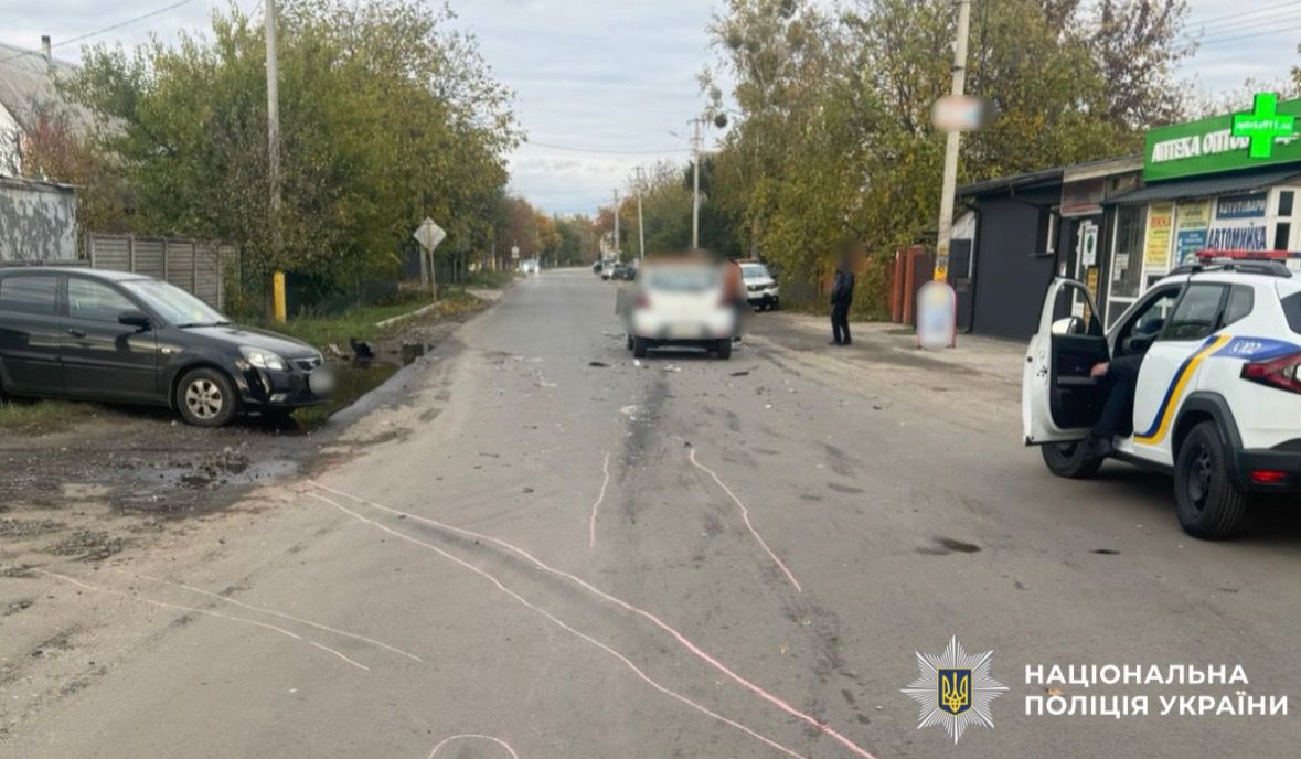 На фото зображено автомобіль, який є учасником ДТП