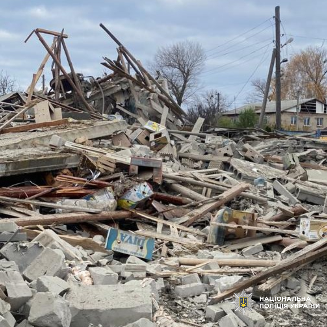 поліцейські продовжують документувати воєнні злочини окупантів на Харківщині