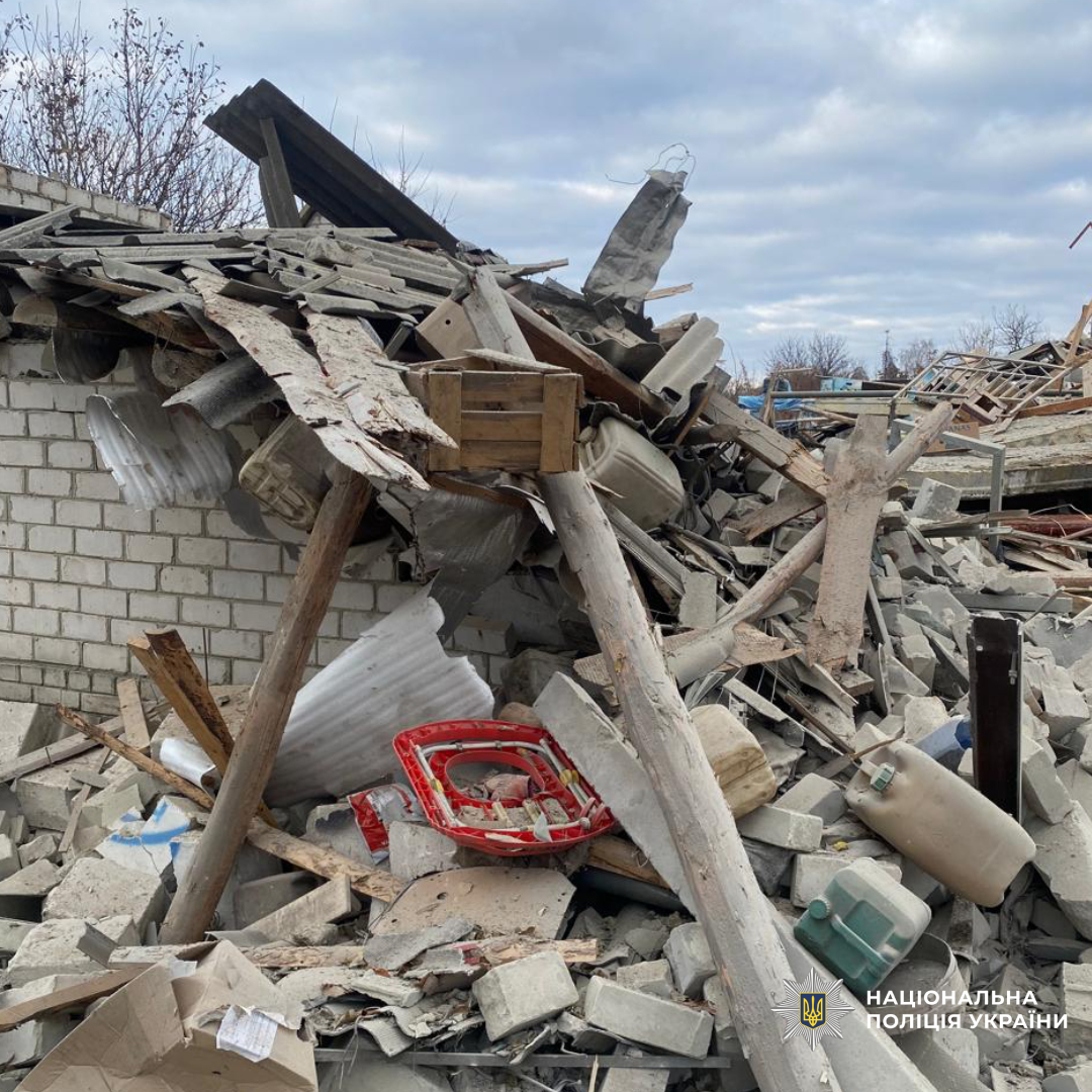 поліцейські продовжують документувати воєнні злочини окупантів на Харківщині