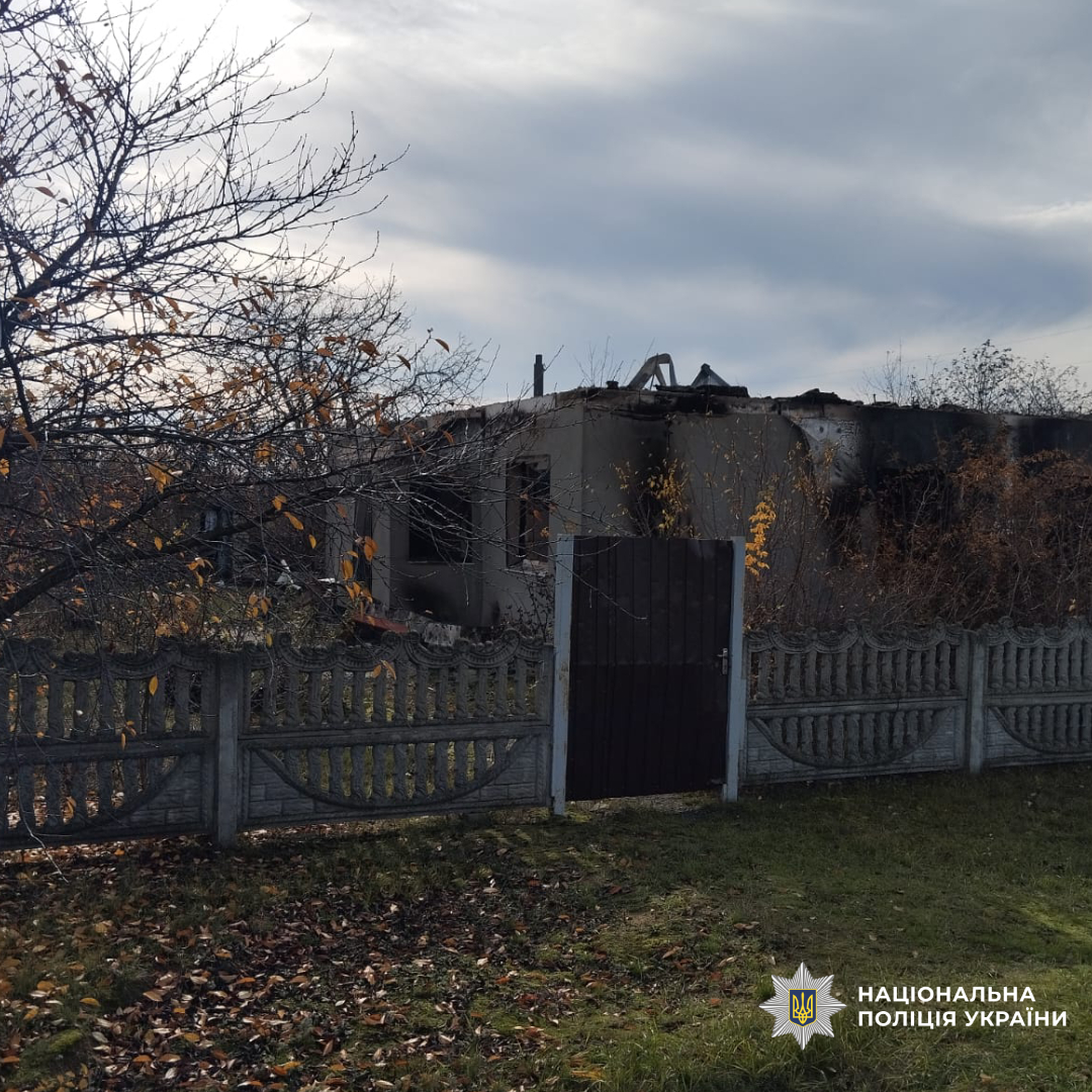 Загинуло двоє мирних мешканців: поліція збирає докази та фіксує воєнні злочини росіян на Харківщині