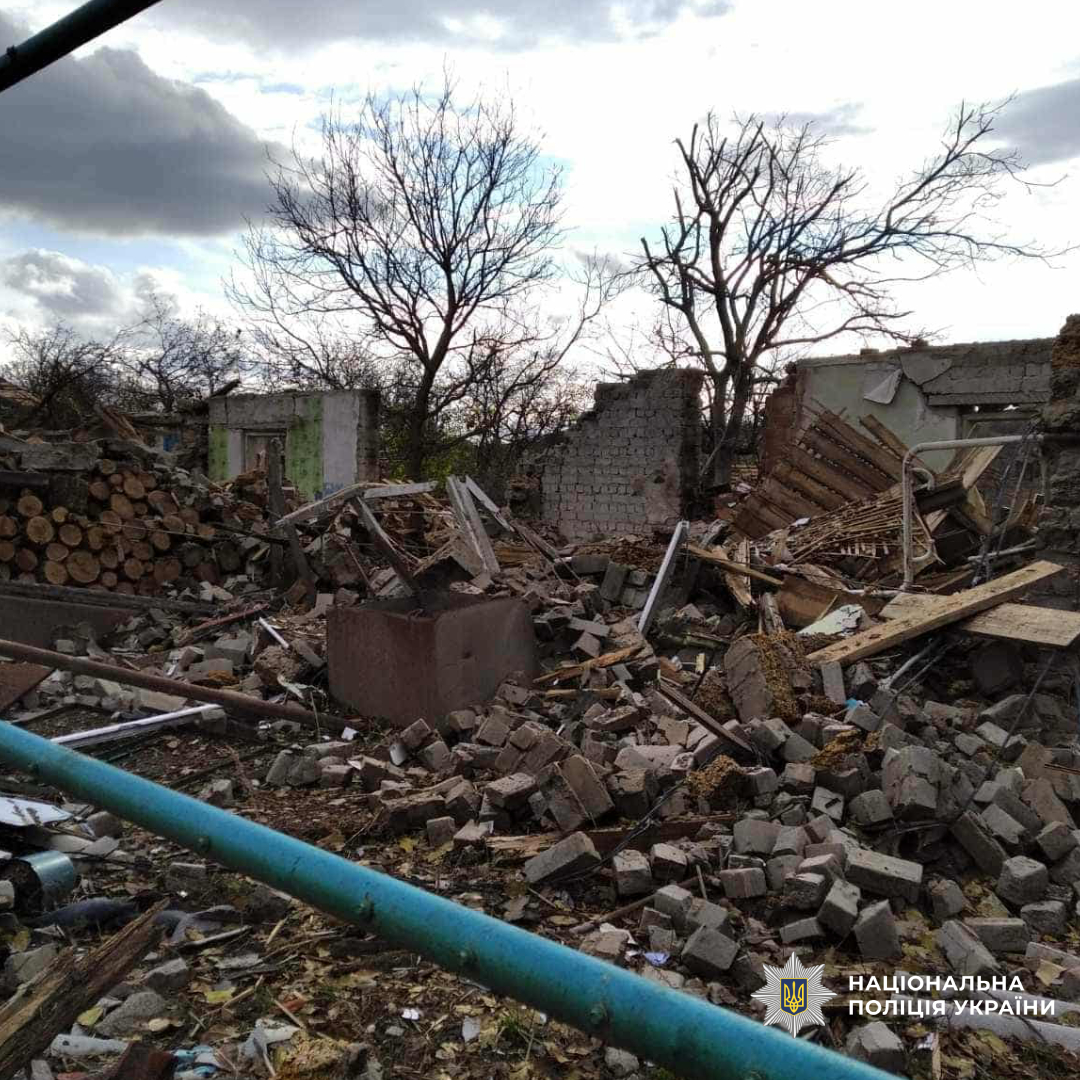 Загинуло двоє мирних мешканців: поліція збирає докази та фіксує воєнні злочини росіян на Харківщині