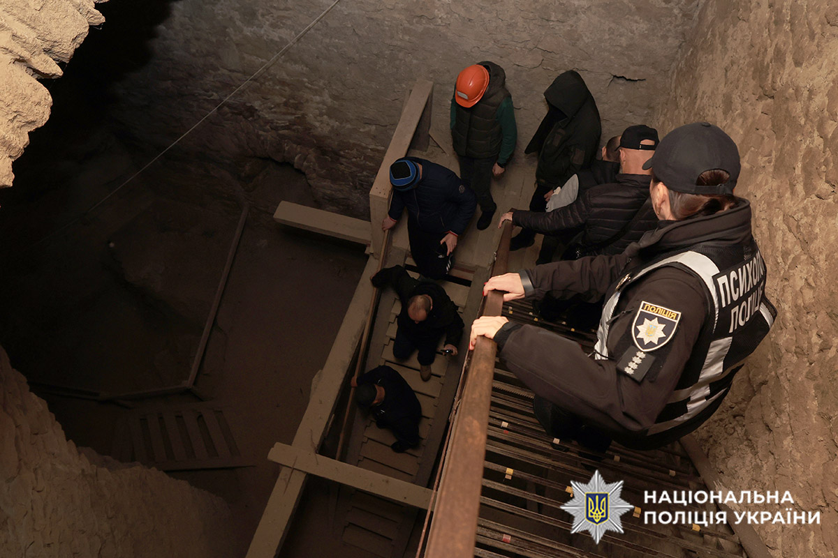 Екскурсія по стародавній фортеці в Меджибожі