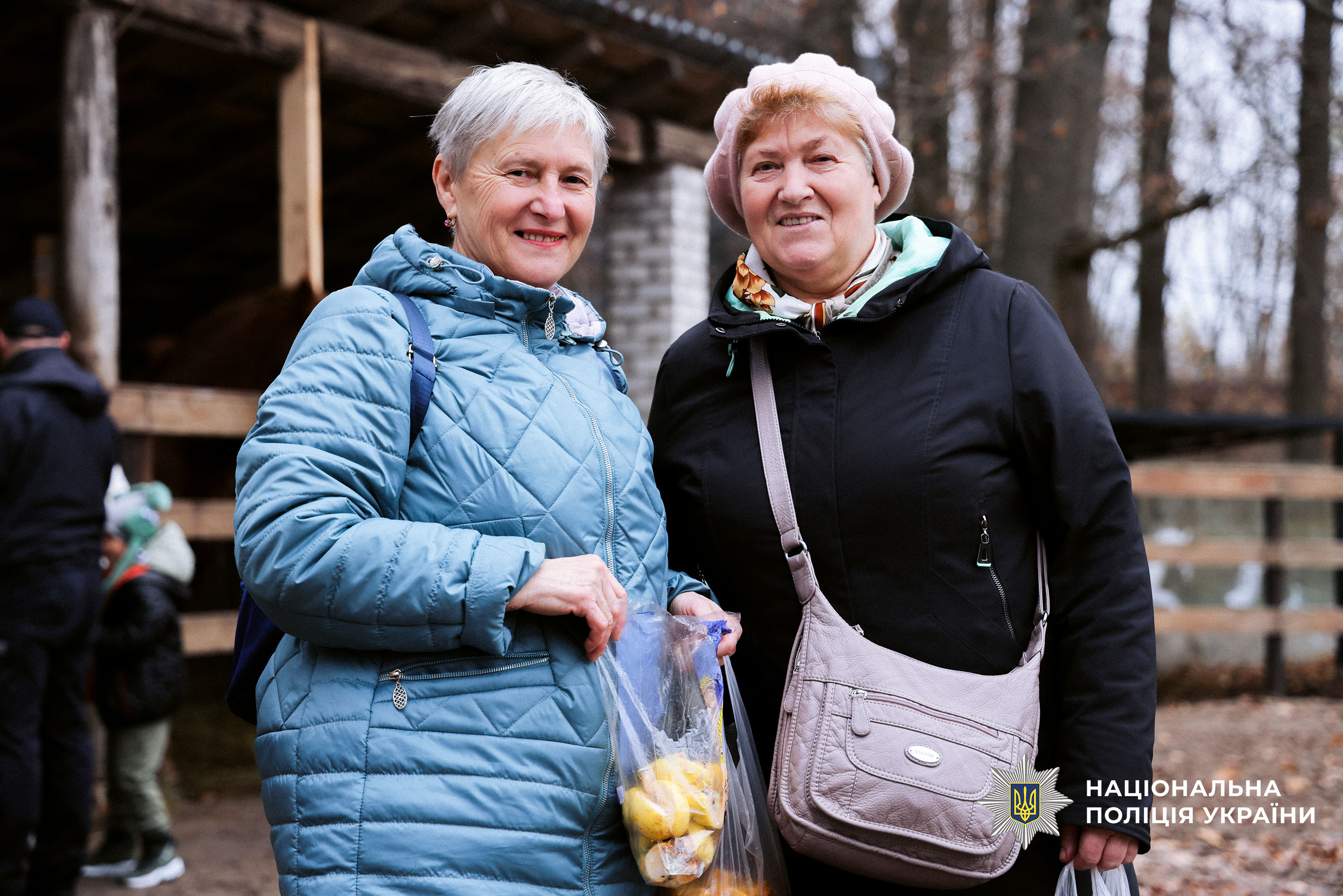 Поліцейські Чернігівщини організували для родин загиблих побратимів реабілітаційний захід у кінно-спортивному клубі