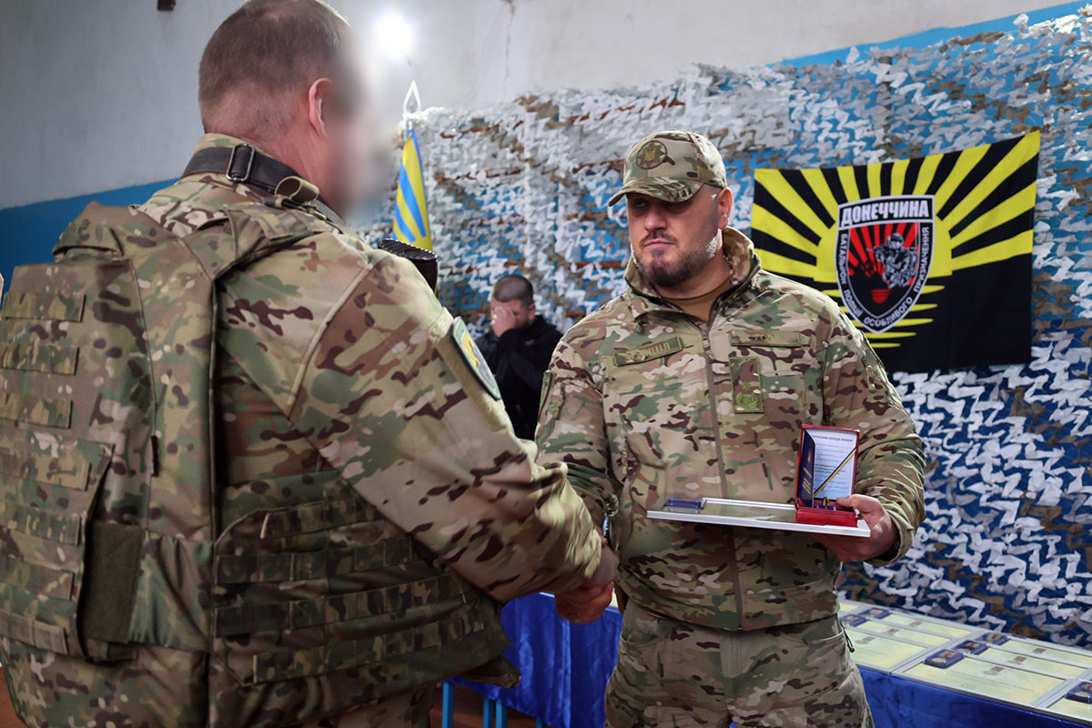 Нагородження бійців стрілецького батальйону