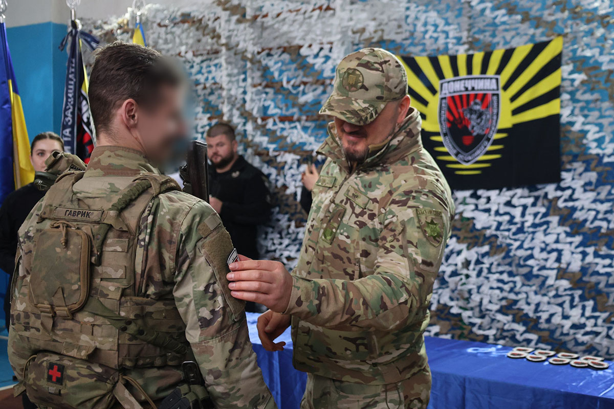 Нагородження бійців стрілецького батальйону