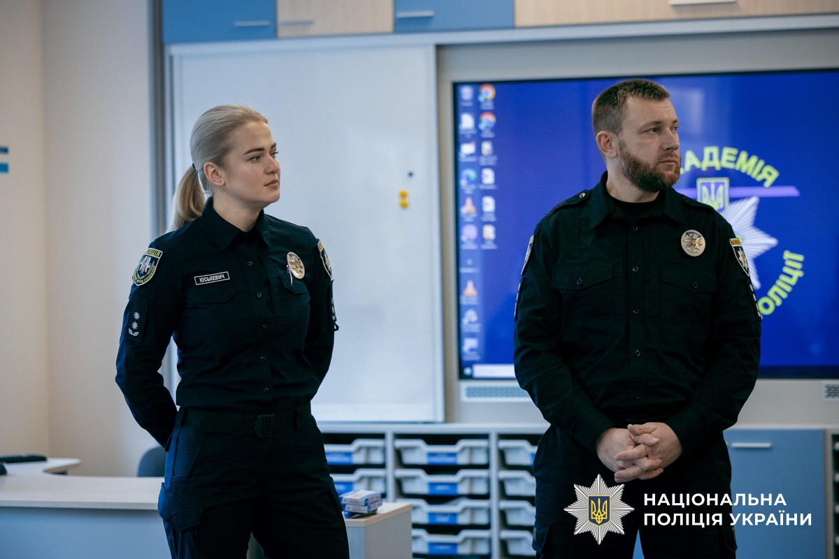 Співробітники служби «102» пройшли тренінг з кризової комунікації