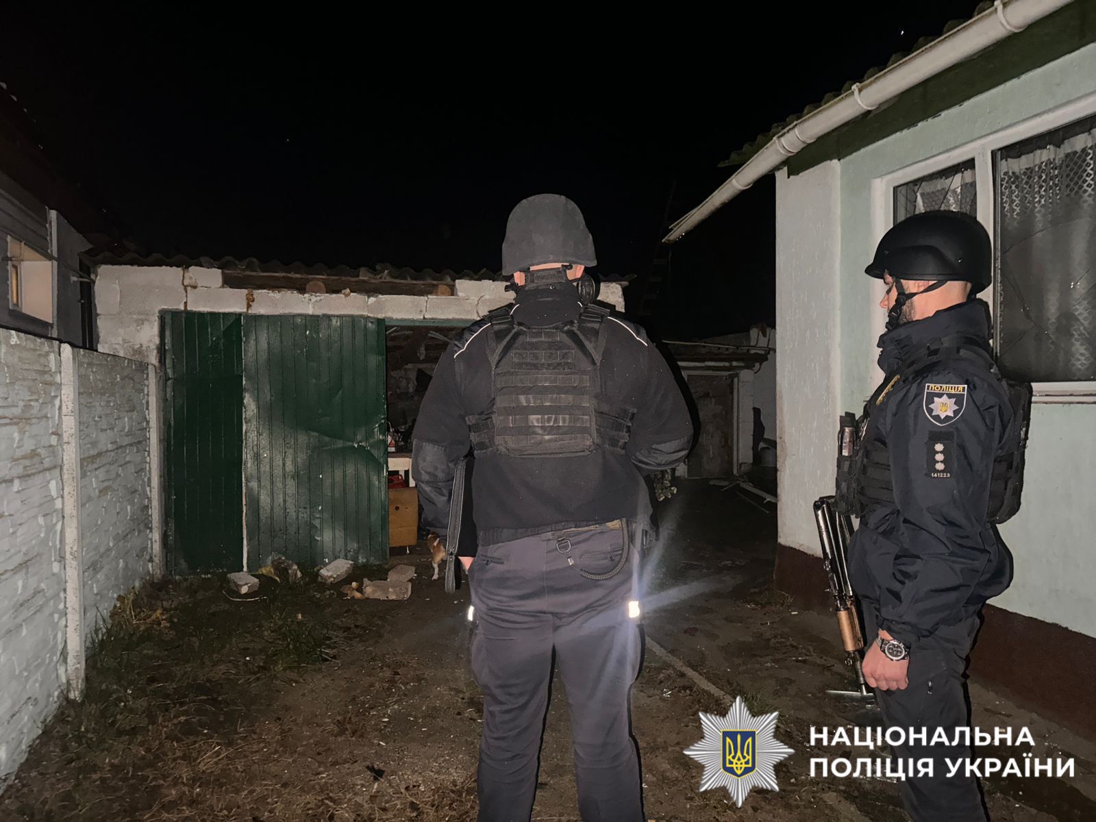 На фотографії зображено наслідки ворожої атаки на столичний регіон.