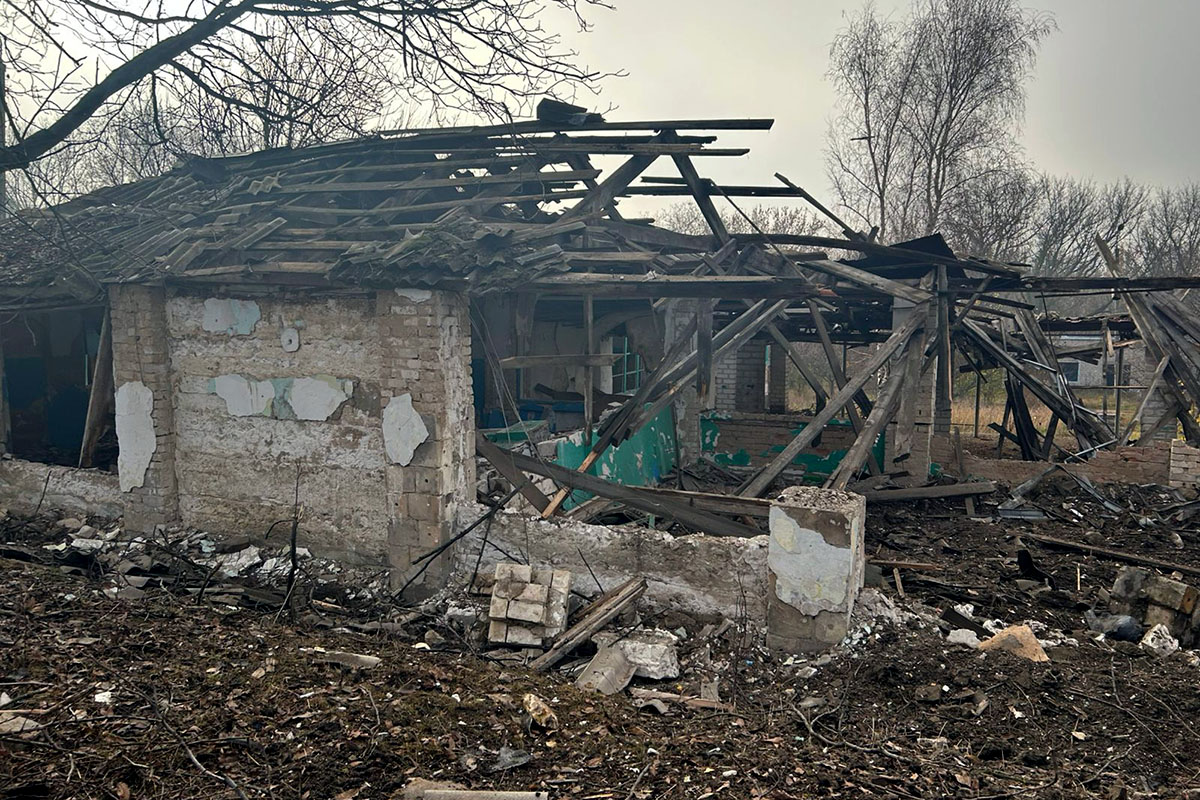 Зруйнований будинок