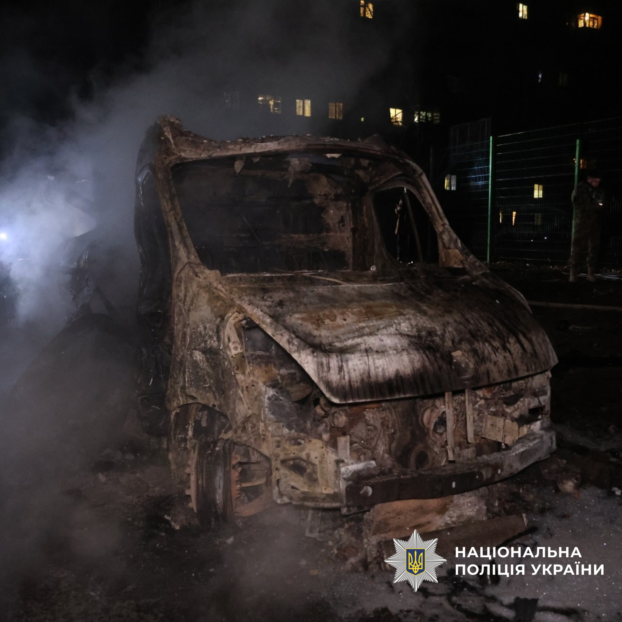 Згоріла після обстрілу машина