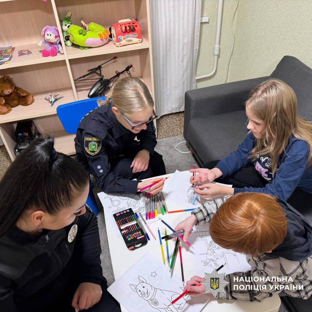 Поліцейські Харківщини привітали малечу з Міжнародним Днем захисту дітей