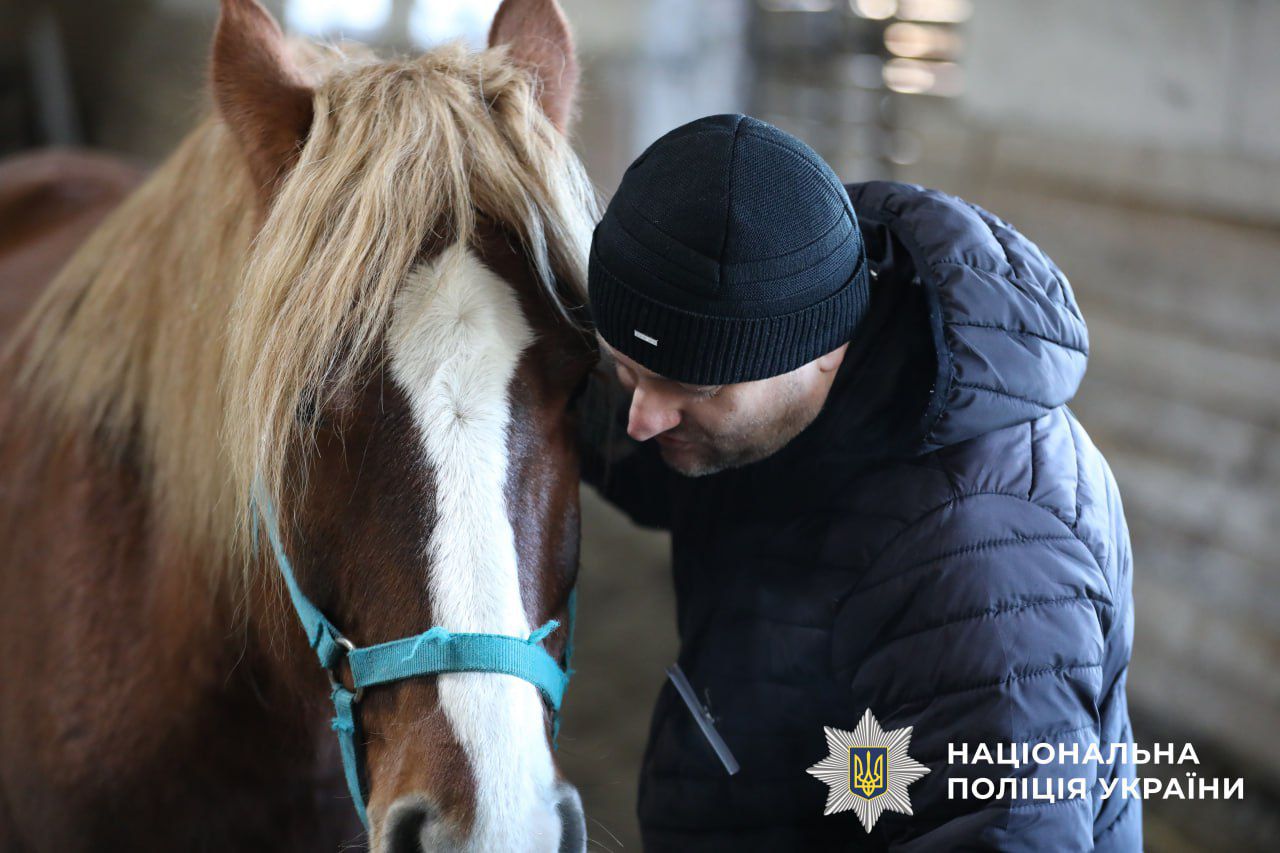 На фото учасник заходу.