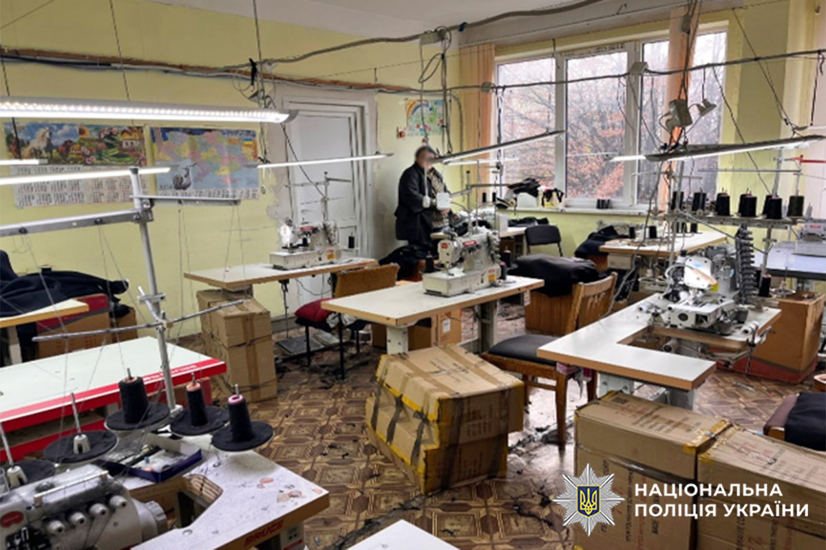 Підпільний щвейний цех