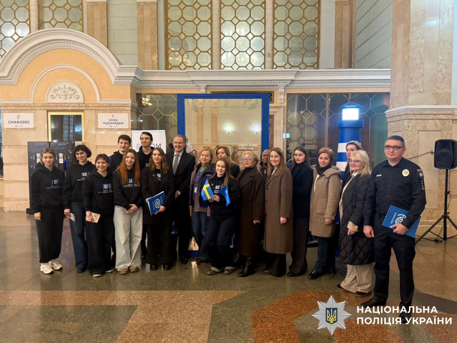 На фото всі учасники зустрічі.