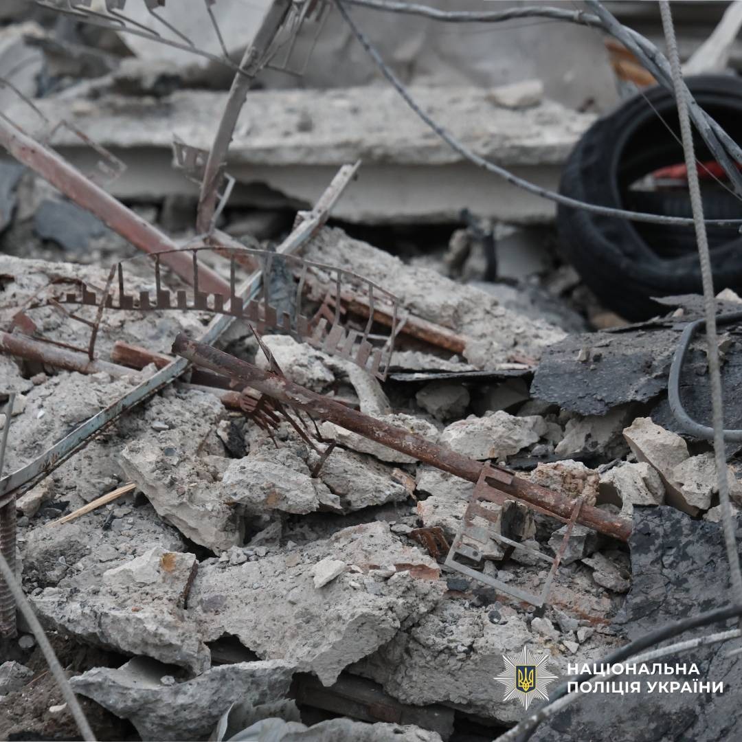 Поліцейські встановлюють обставини вибуху в Шевченківському районі Харкова