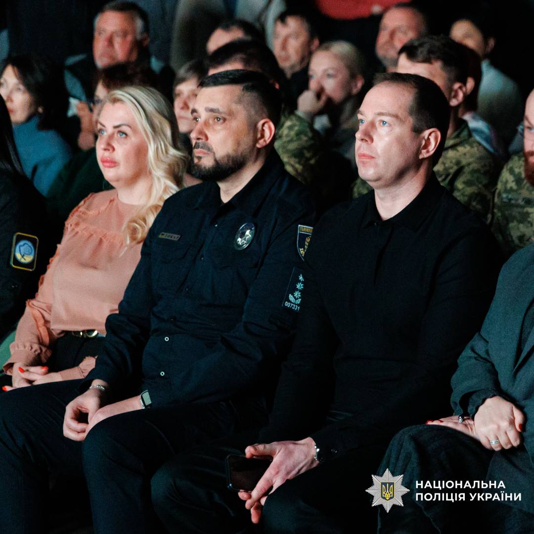 Начальник поліції Харківщини привітав волонтерів із Міжнародним днем волонтера