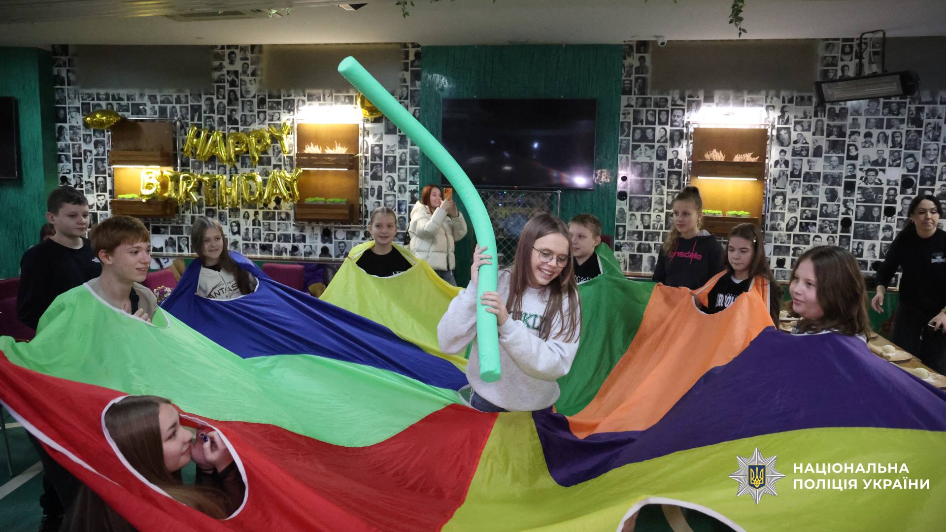 У Харкові поліцейські організували казкове свято для дітей з нагоди Дня Святого Миколая