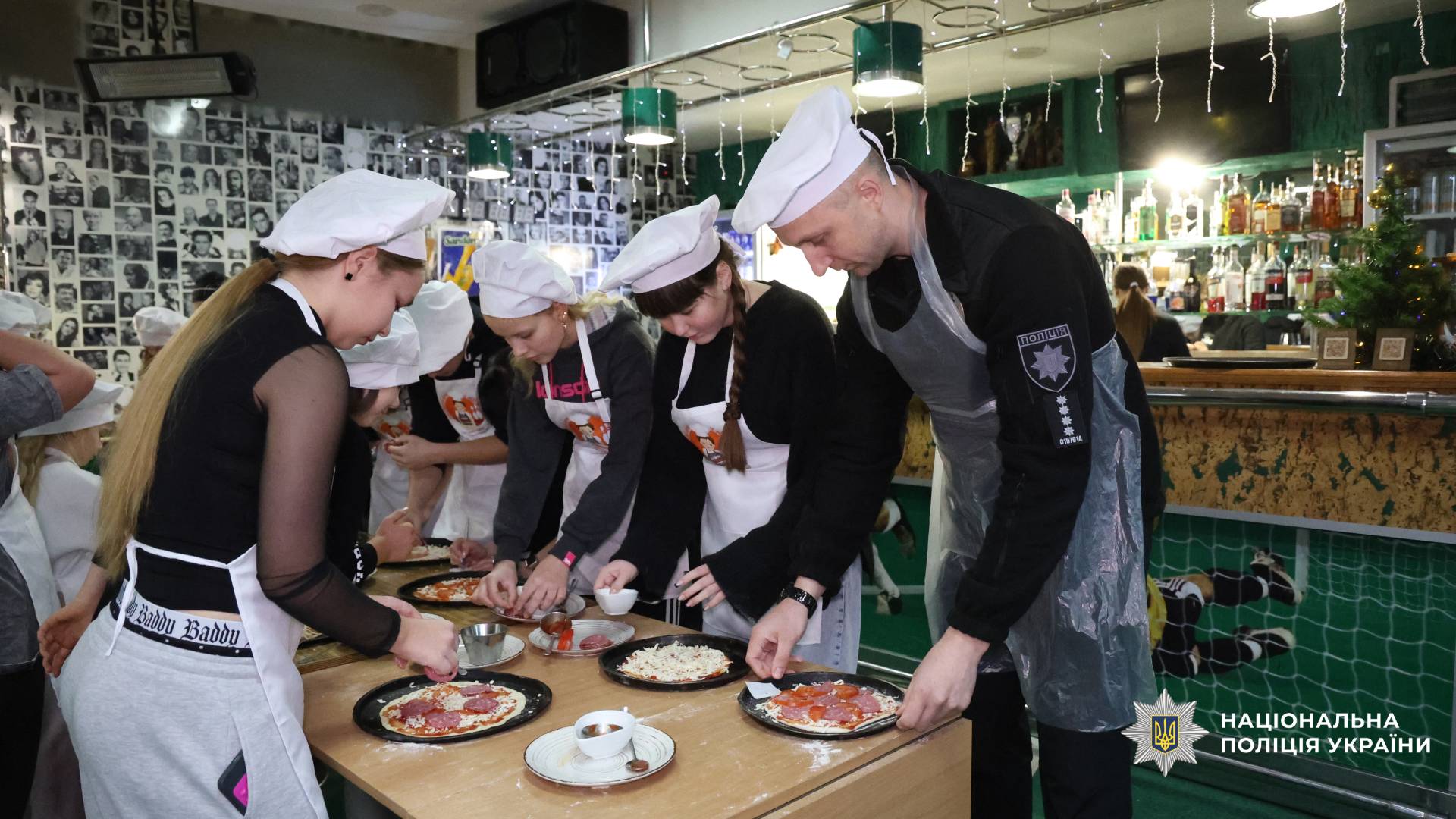 У Харкові поліцейські організували казкове свято для дітей з нагоди Дня Святого Миколая