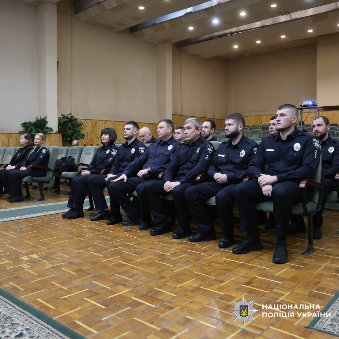 Очільник поліції Харківщини Петро Токар відзначив співробітників міграційної поліції з нагоди п’ятої річниці підрозділу